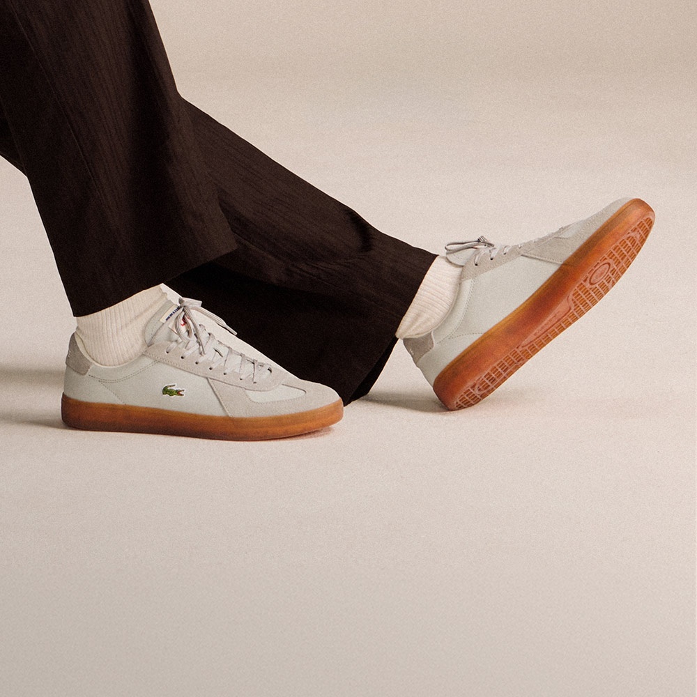 Sneaker'larınızı İlk Günkü Zarafetiyle Koruyun: Temizlik Rehberi