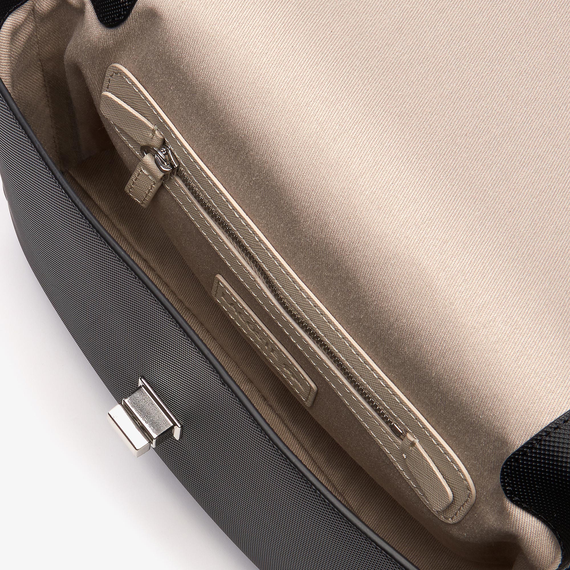 Lacoste Daily Classic Kadın Siyah Çanta