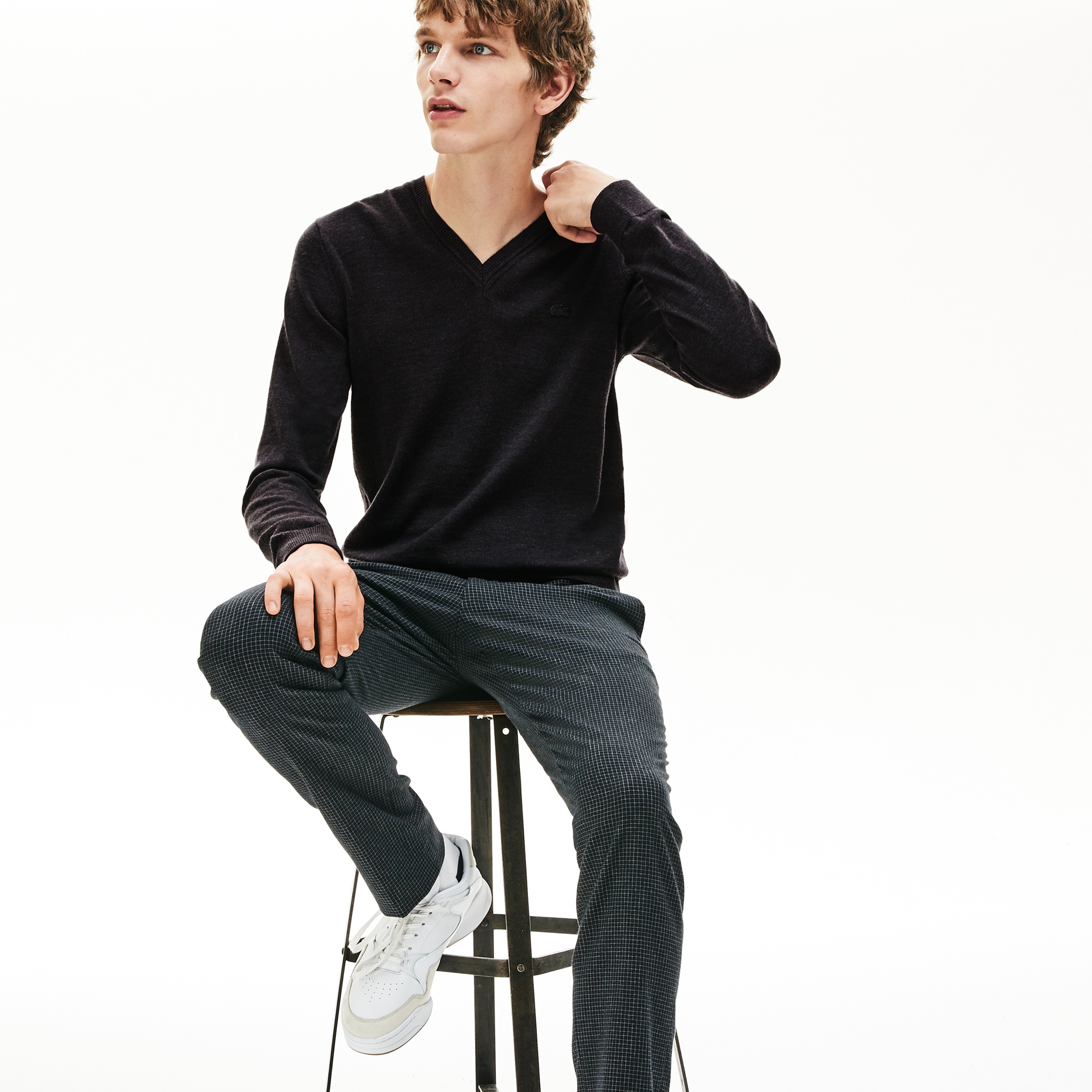 Lacoste Erkek V Yaka Koyu Gri Yün Triko Kazak
