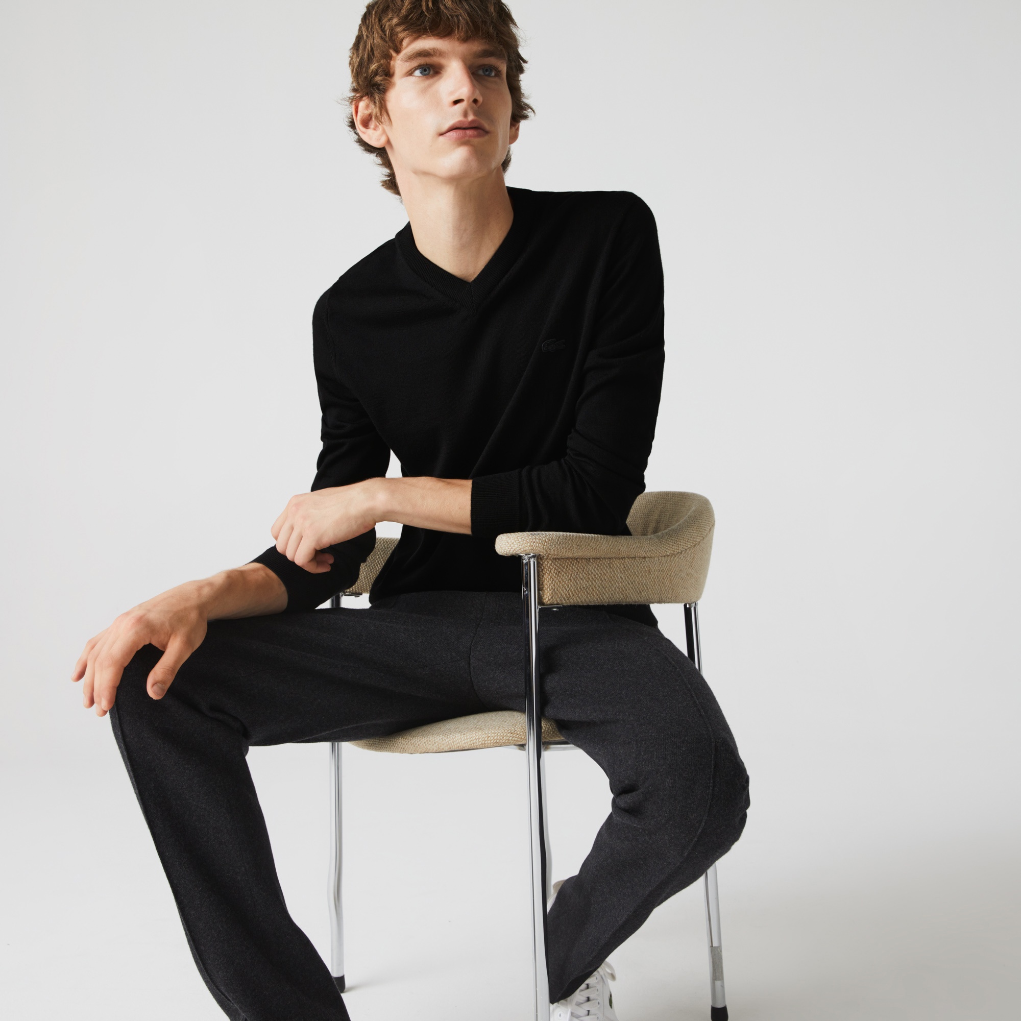 Lacoste Erkek V Yaka Yün Siyah Kazak