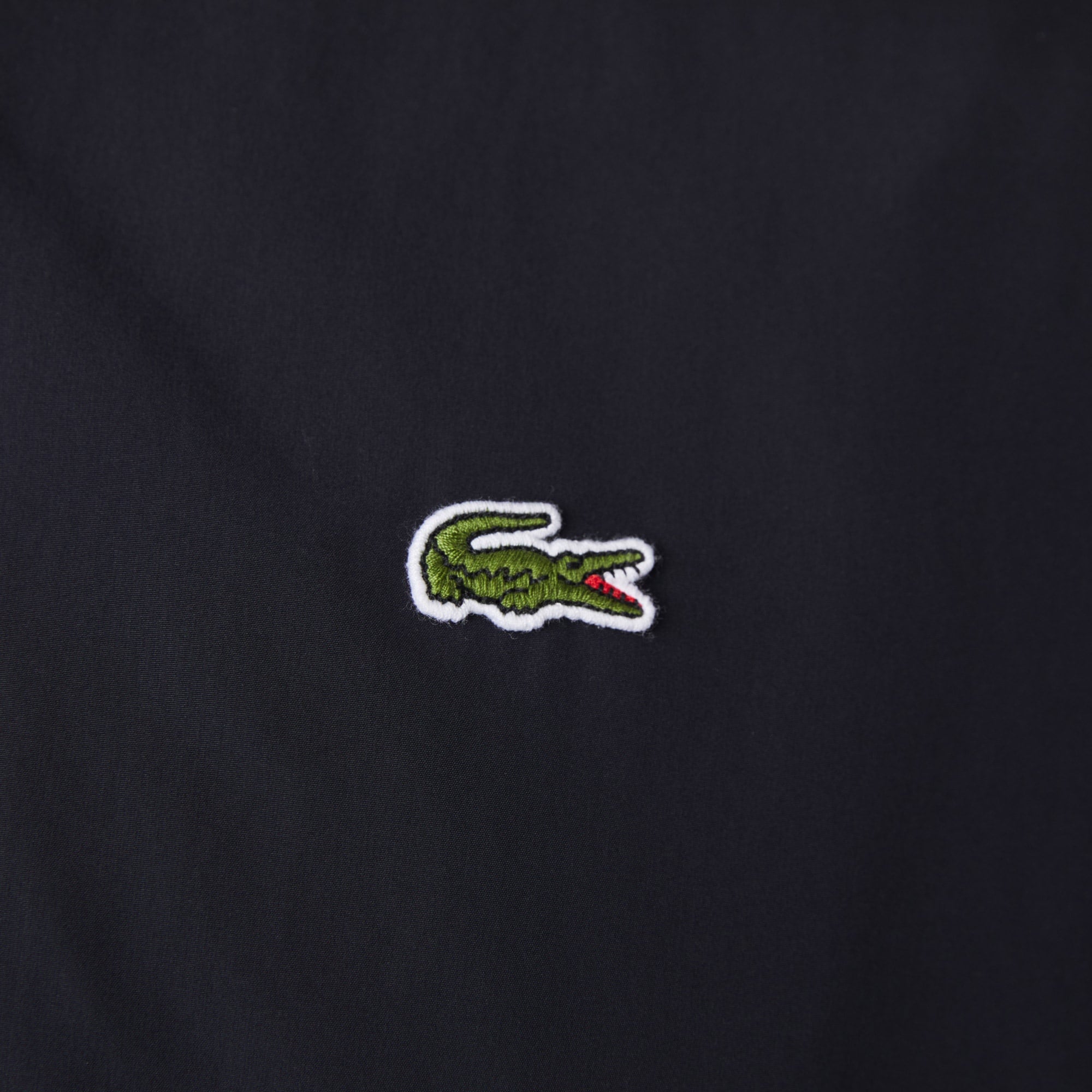 Lacoste Erkek Kapüşonlu Suya Dayanıklı Fermuarlı Lacivert Rüzgarlık