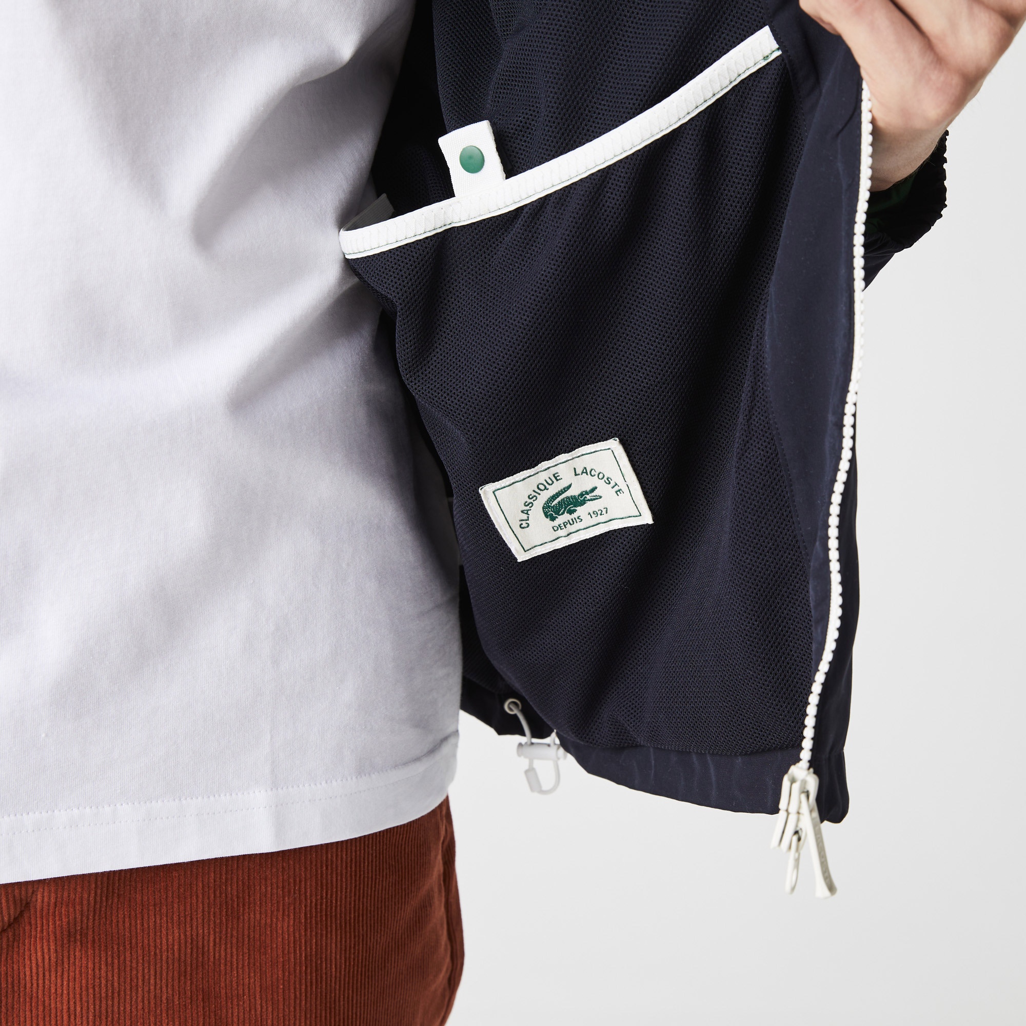 Lacoste Erkek Kapüşonlu Suya Dayanıklı Fermuarlı Lacivert Rüzgarlık