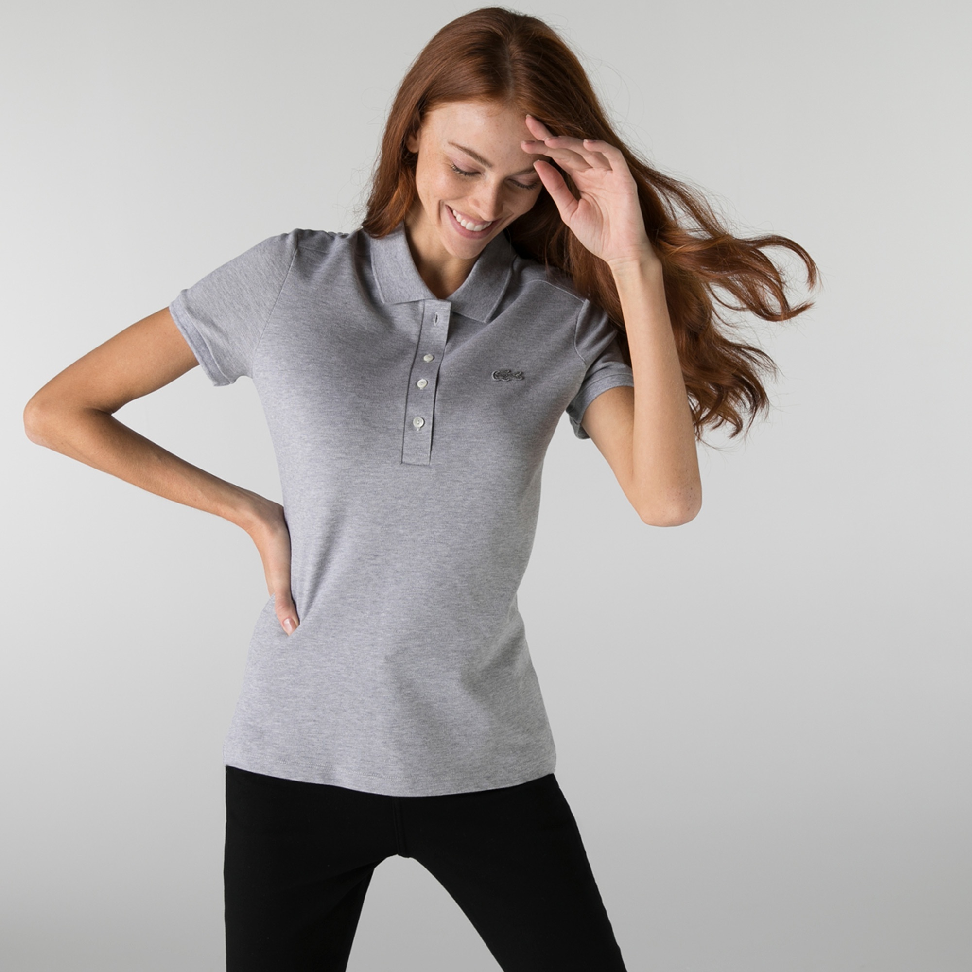 Lacoste Kadın Slim Fit Gri Polo
