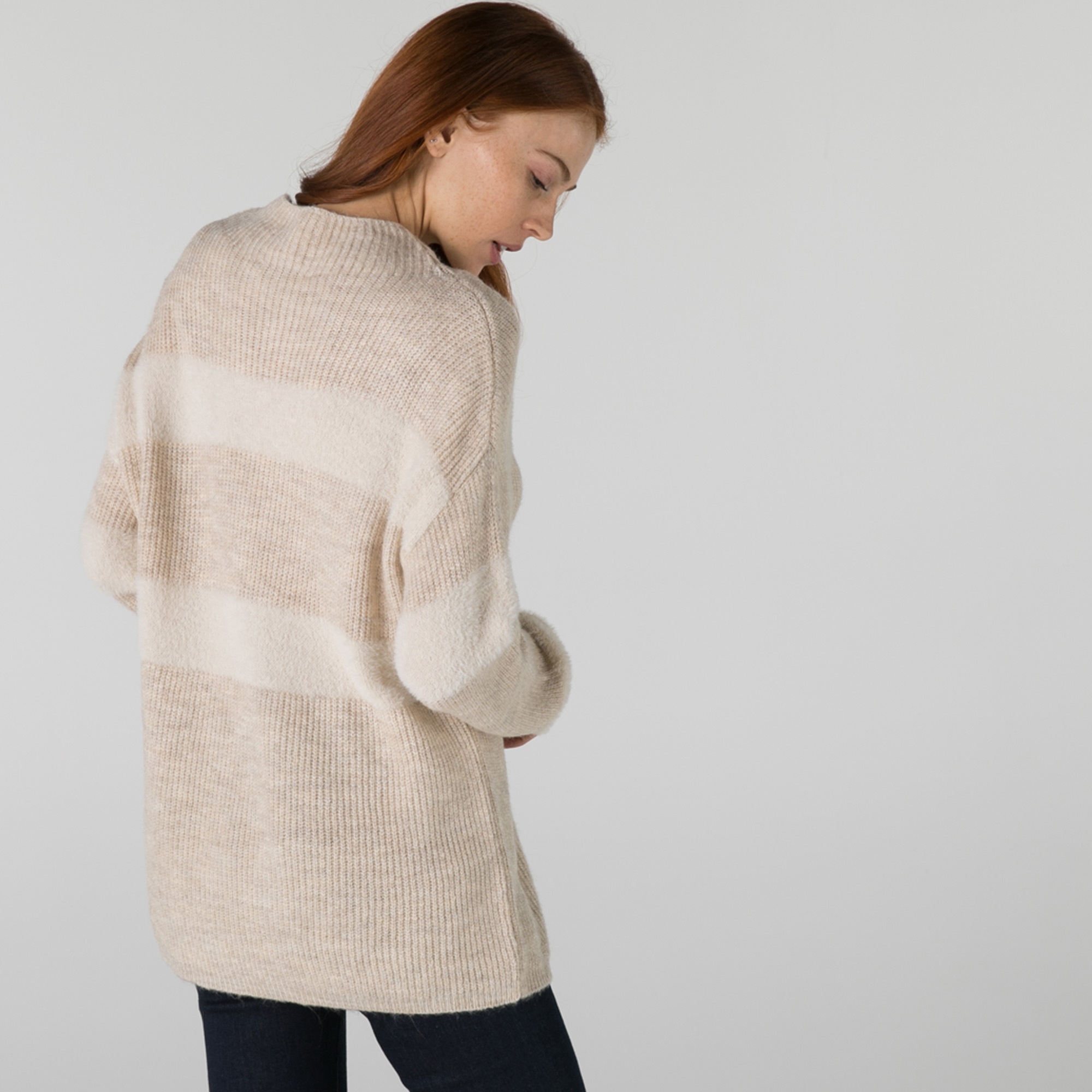 Lacoste Kadın Balıkçı Yaka Çizgili Bej Kazak