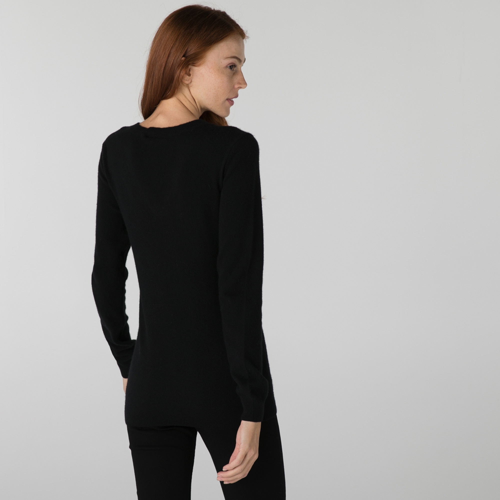 Lacoste Kadın V Yaka Siyah Kazak