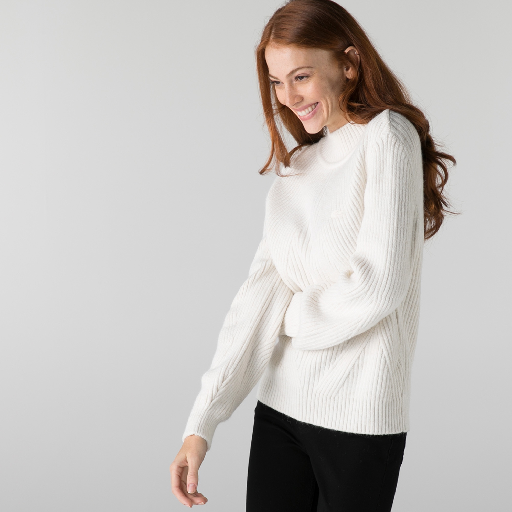 Lacoste Kadın Balıkçı Yaka Çizgili Beyaz Kazak