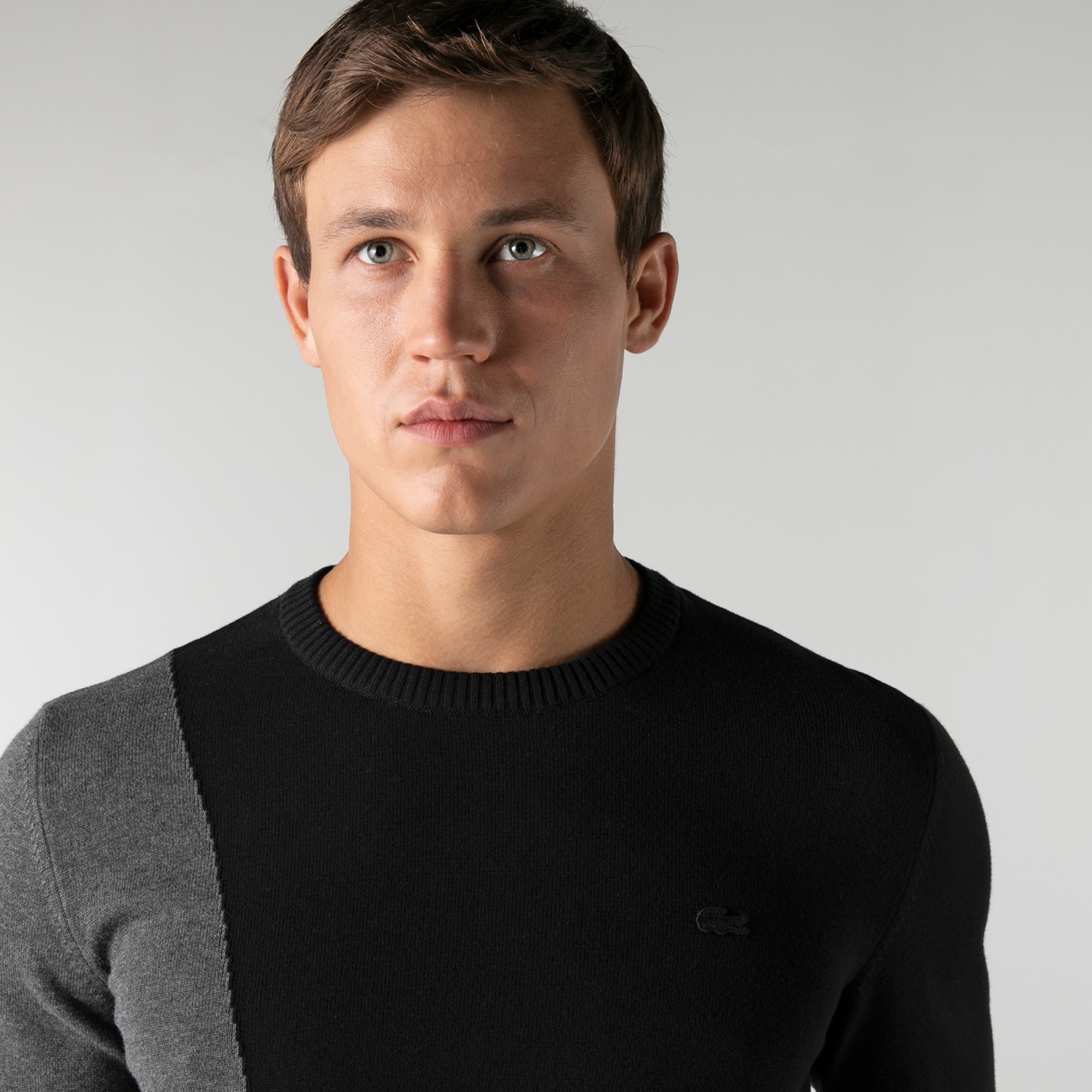 Lacoste Erkek Regular Fit Bisiklet Yaka Renk Bloklu Siyah Kazak