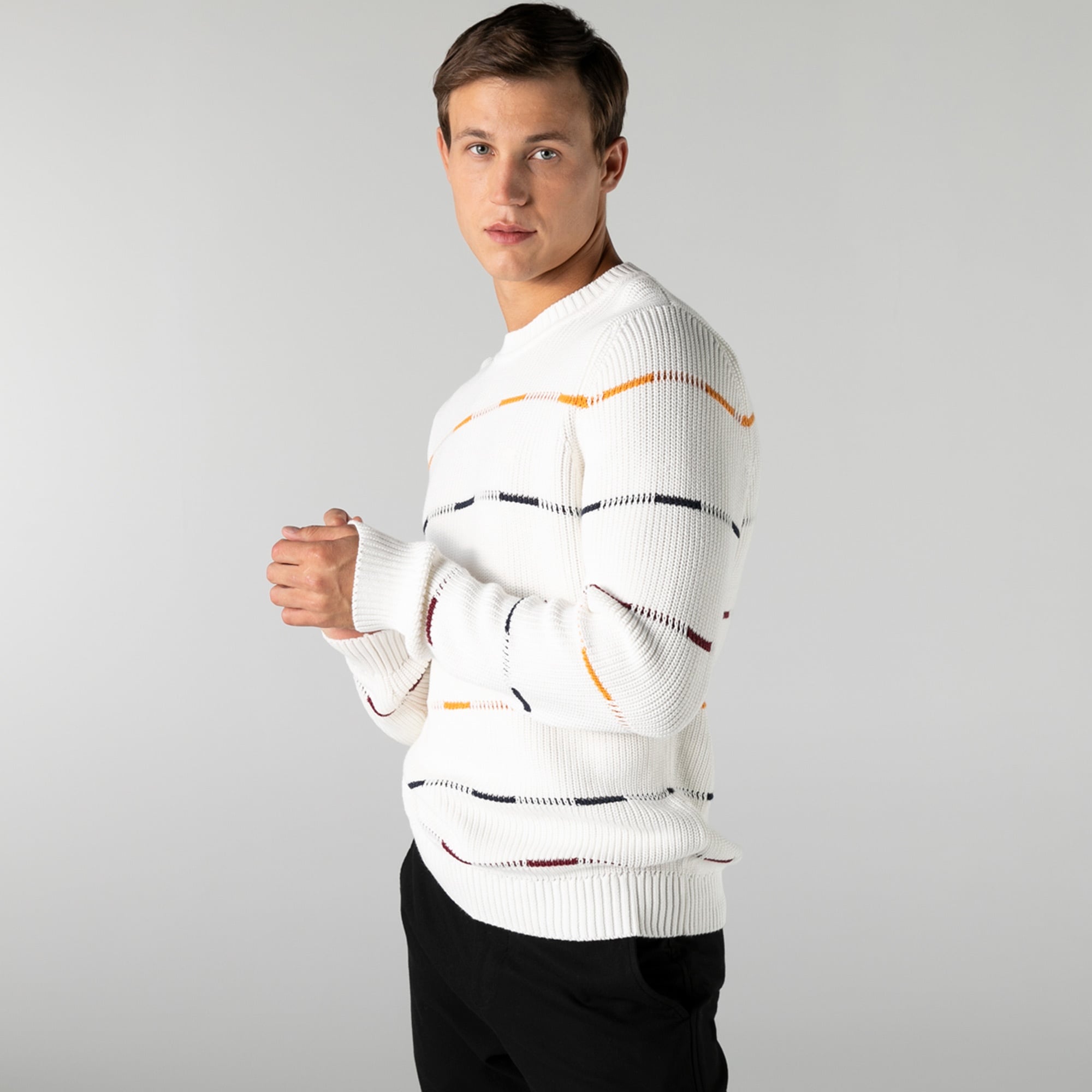 Lacoste Erkek Regular Fit Bisiklet Yaka Çizgili Beyaz Kazak