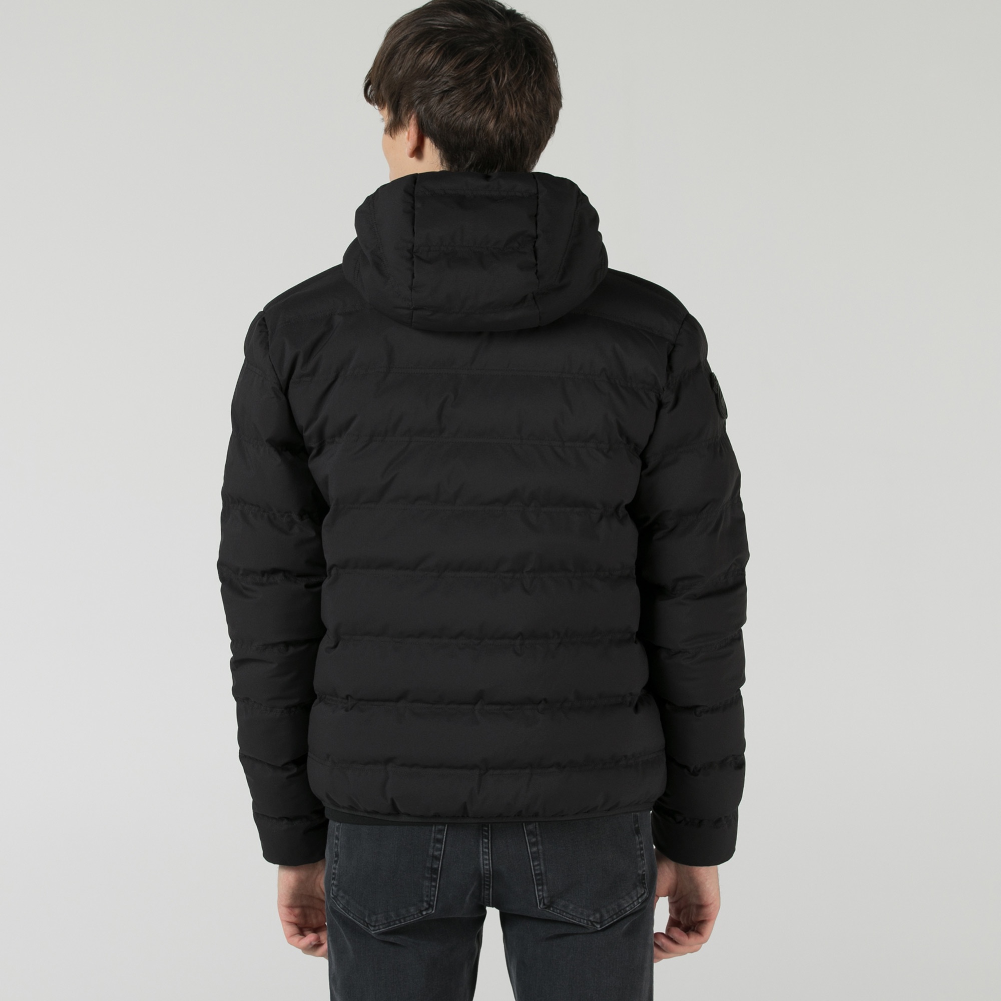 Lacoste Erkek Kapüşonlu Kapitone Siyah Mont