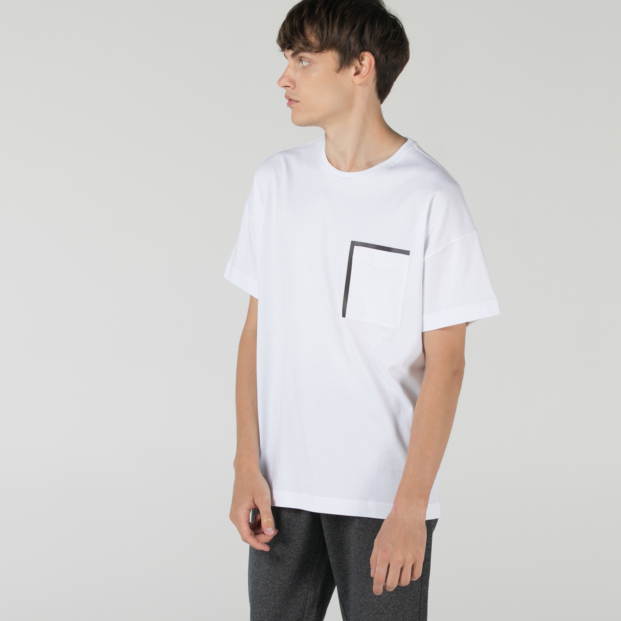 Lacoste Erkek Relaxed Fit Bisiklet Yaka Beyaz T-Shirt