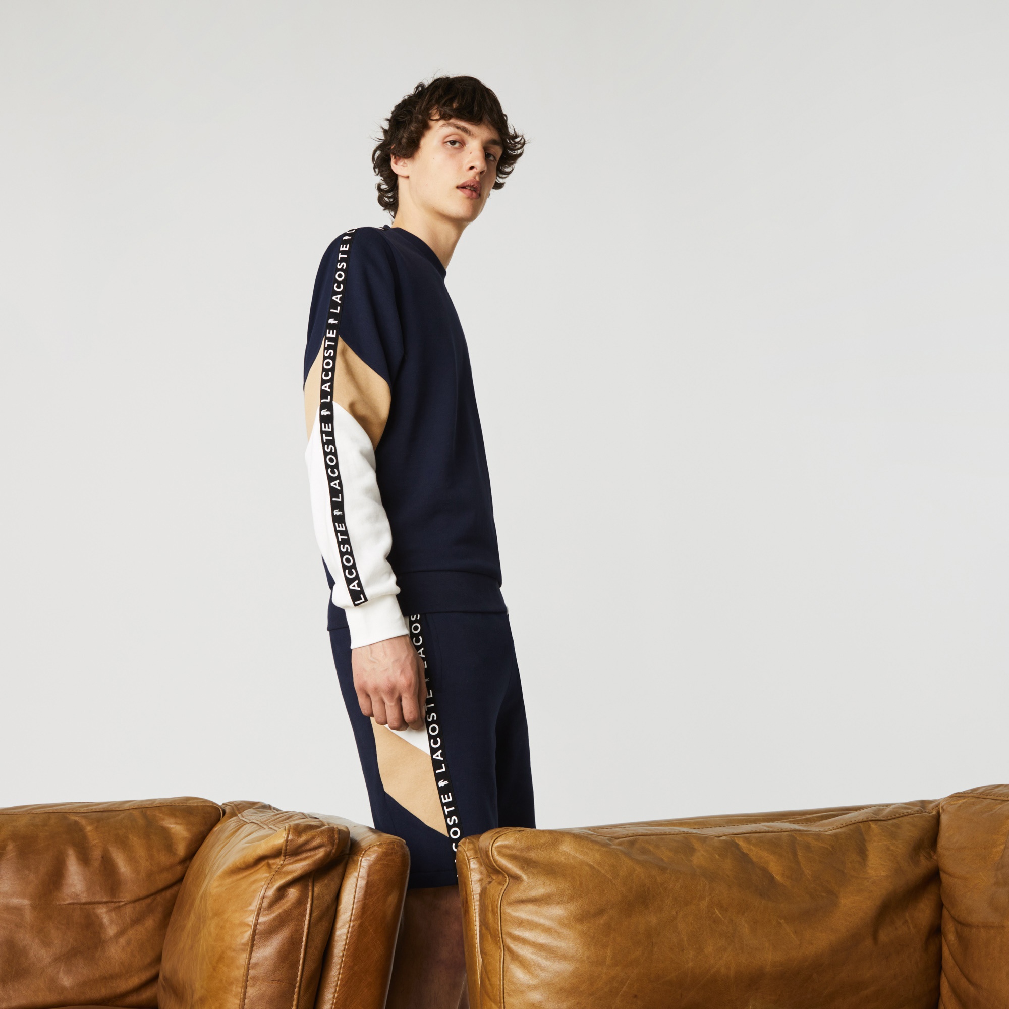 Lacoste Erkek Classic Fit Bisiklet Yaka Baskılı Renk Bloklu Lacivert Sweatshirt