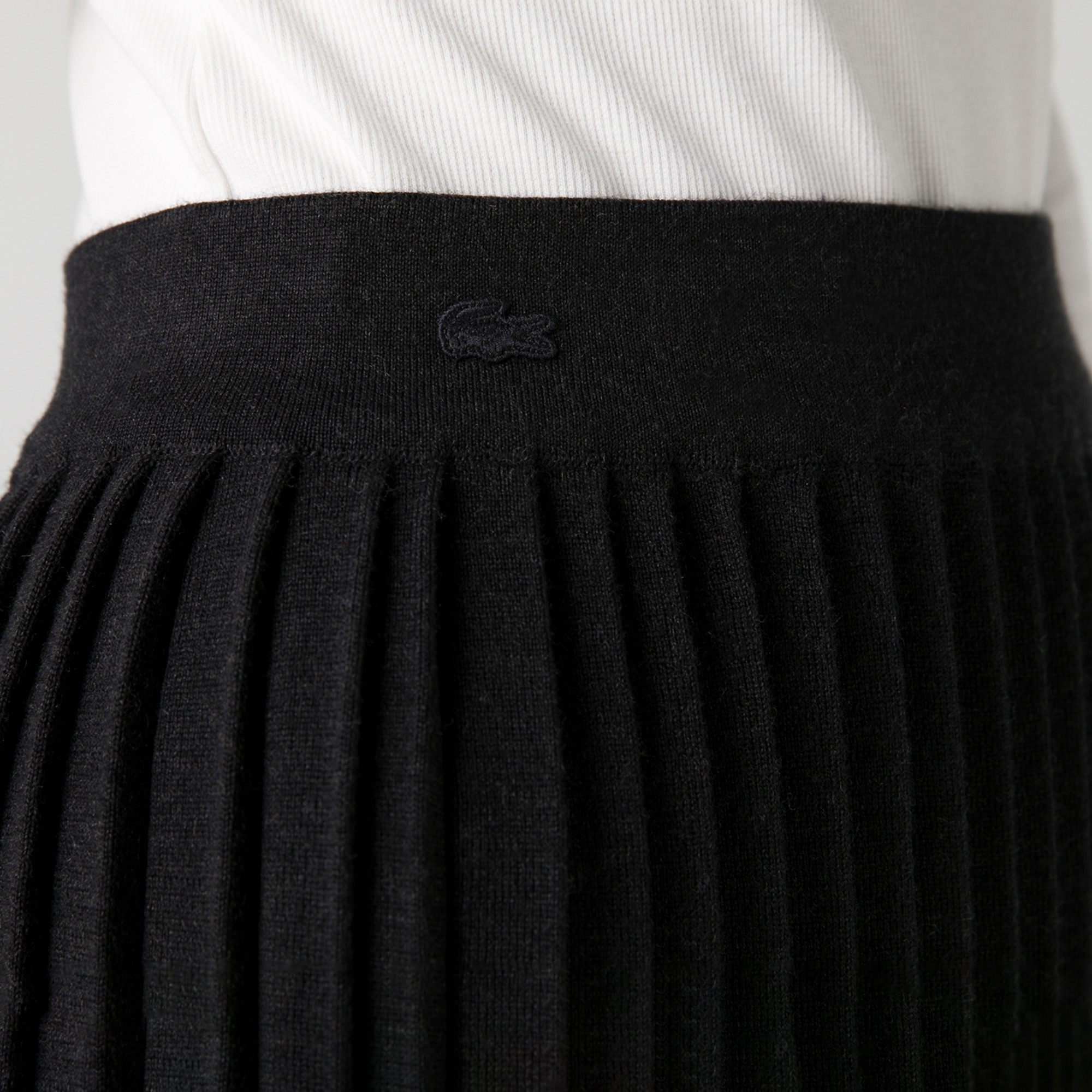 Lacoste Kadın Regular Fit Koyu Gri Etek