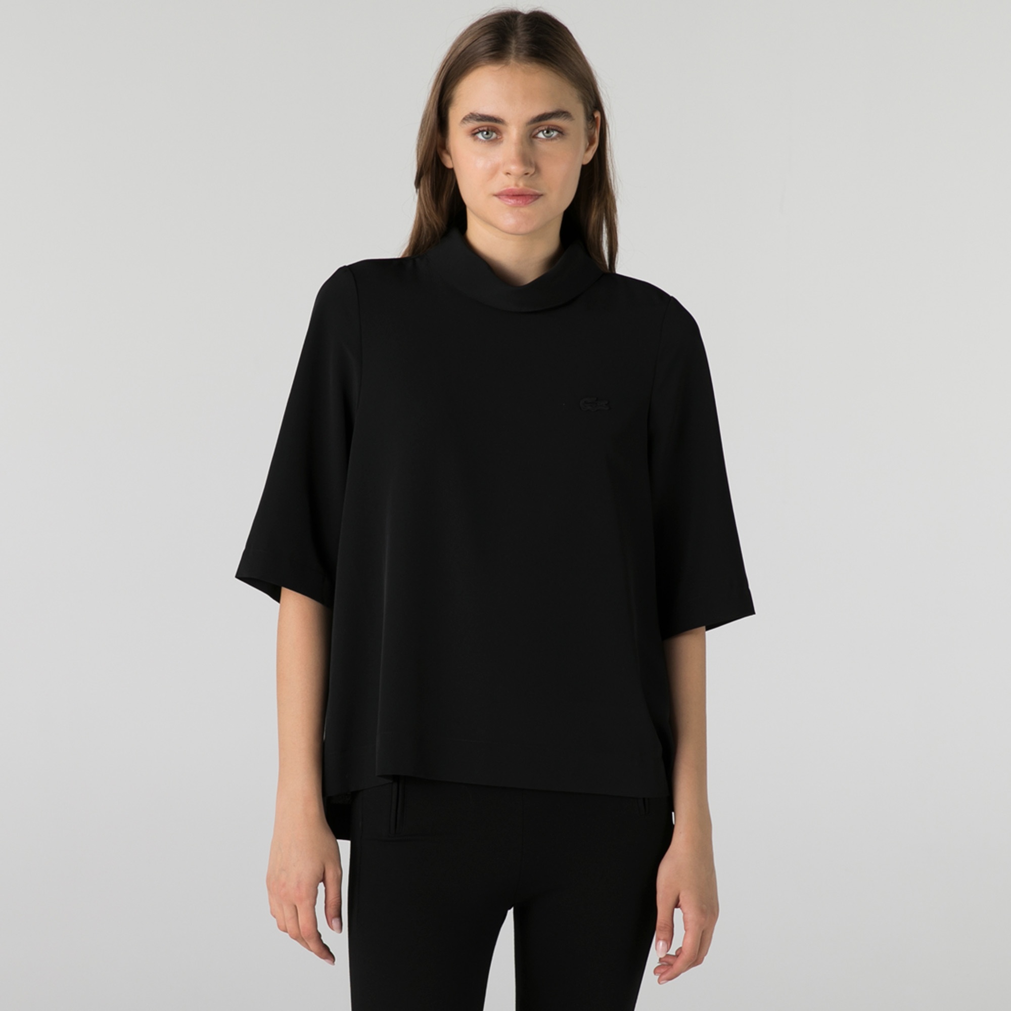 Lacoste Kadın Loose Fit Kısa Kollu Bebe Yaka Siyah Bluz