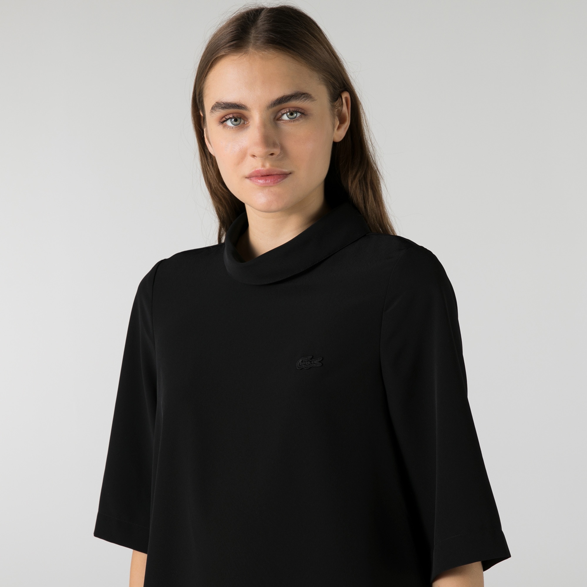 Lacoste Kadın Loose Fit Kısa Kollu Bebe Yaka Siyah Bluz