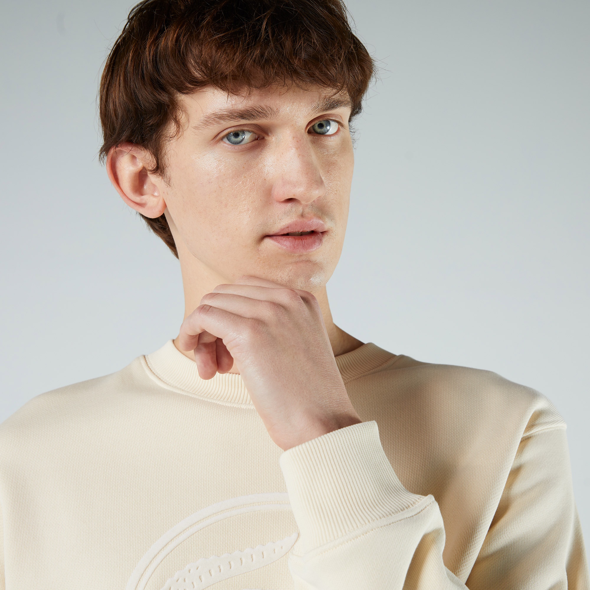 Lacoste Unisex Classic Fit Bisiklet Yaka Baskılı Bej Sweatshirt