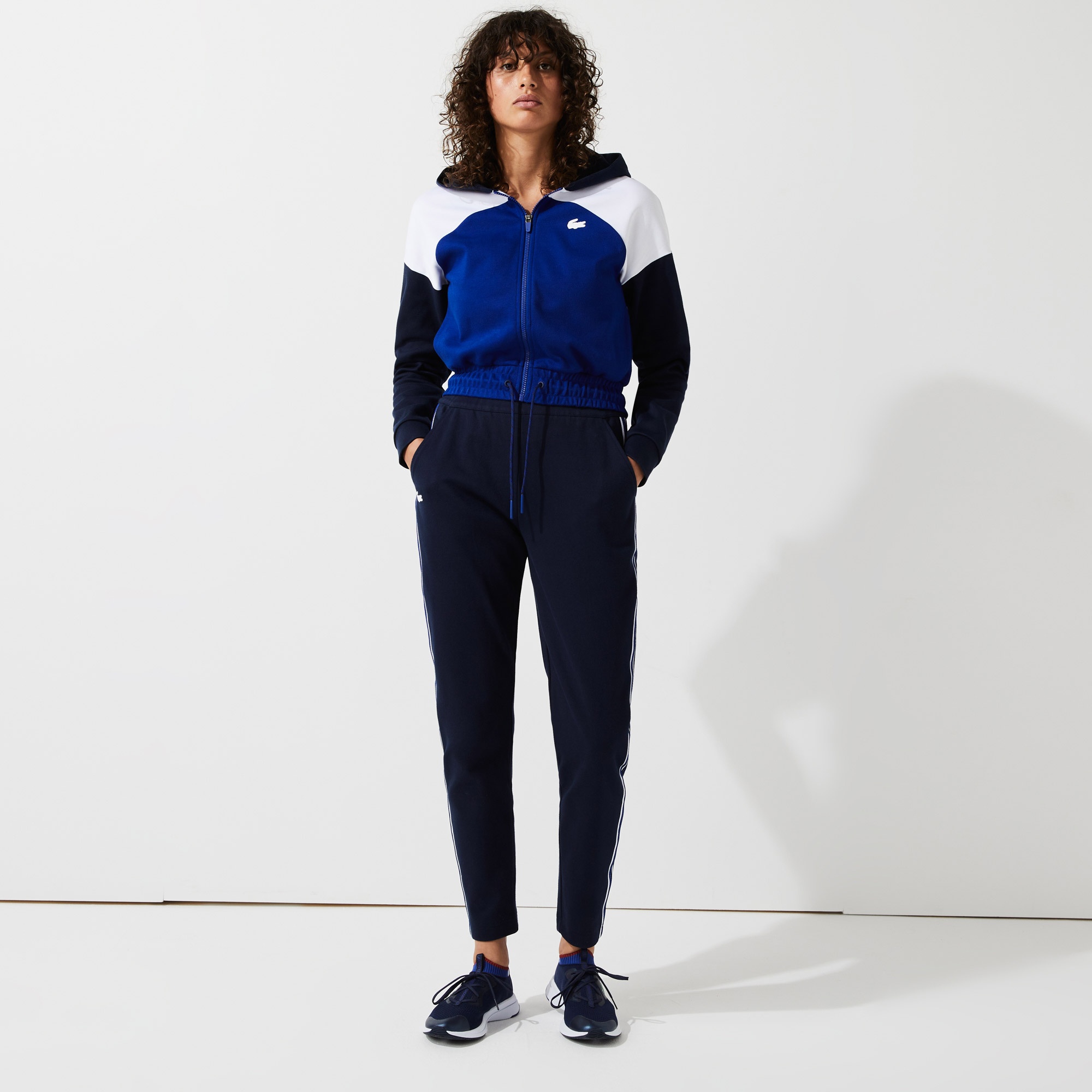 Lacoste SPORT Kadın Regular Fit Kapüşonlu Renk Bloklu Renkli Sweatshirt