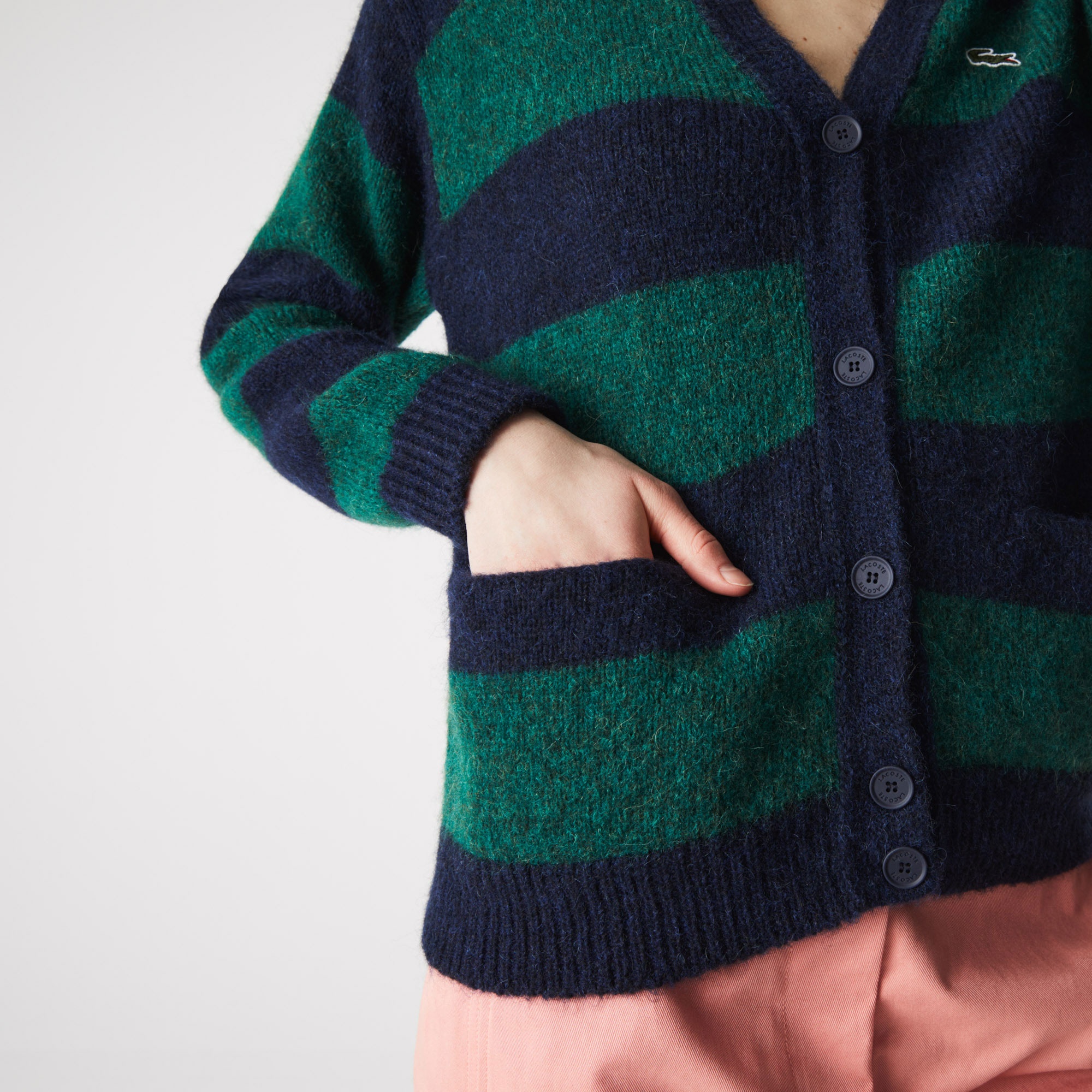 Lacoste Kadın Regular Fit V Yaka Çizgili Yeşil Hırka