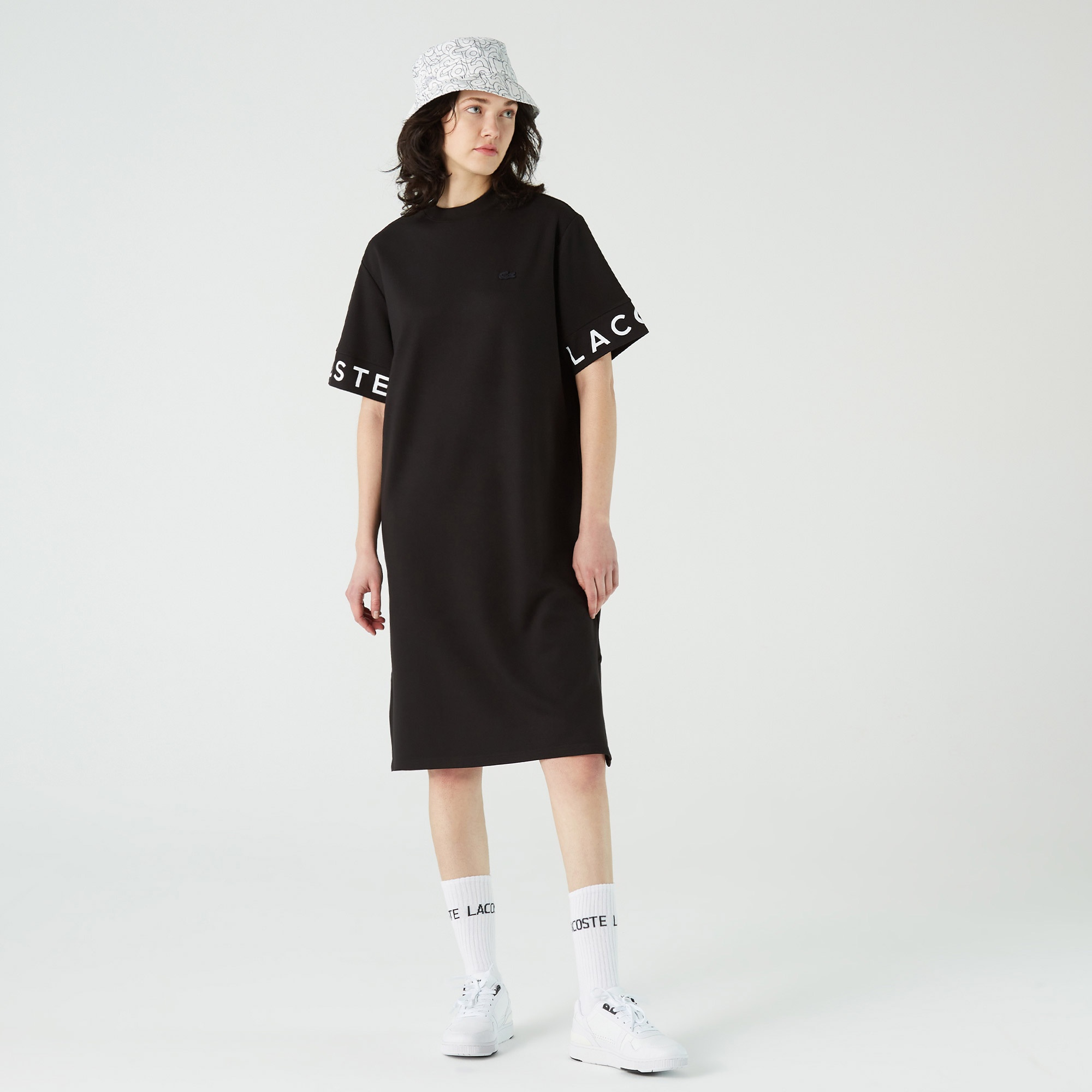 Lacoste Kadın Loose Fit Bisiklet Yaka Baskılı Siyah Elbise