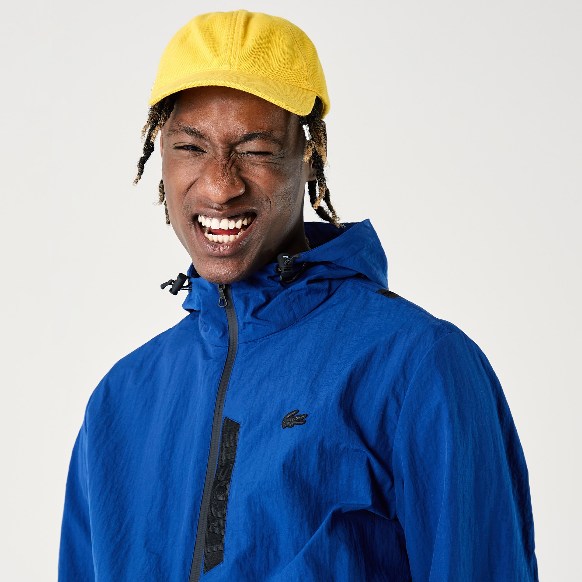 Lacoste Erkek Kapüşonlu Suya Dayanıklı Mavi Yağmurluk