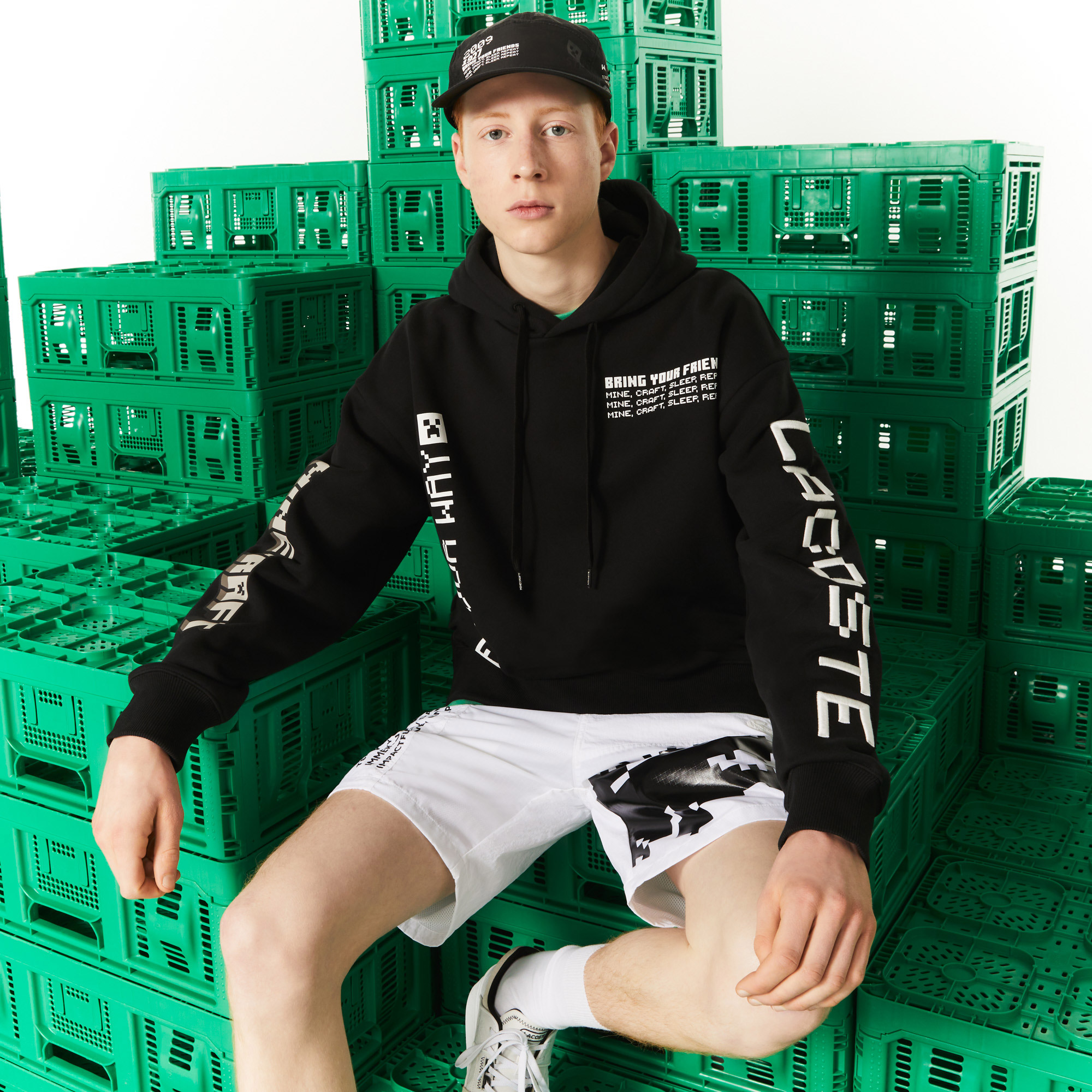 Lacoste X Minecraft Erkek Relaxed Fit Kapüşonlu Baskılı Siyah