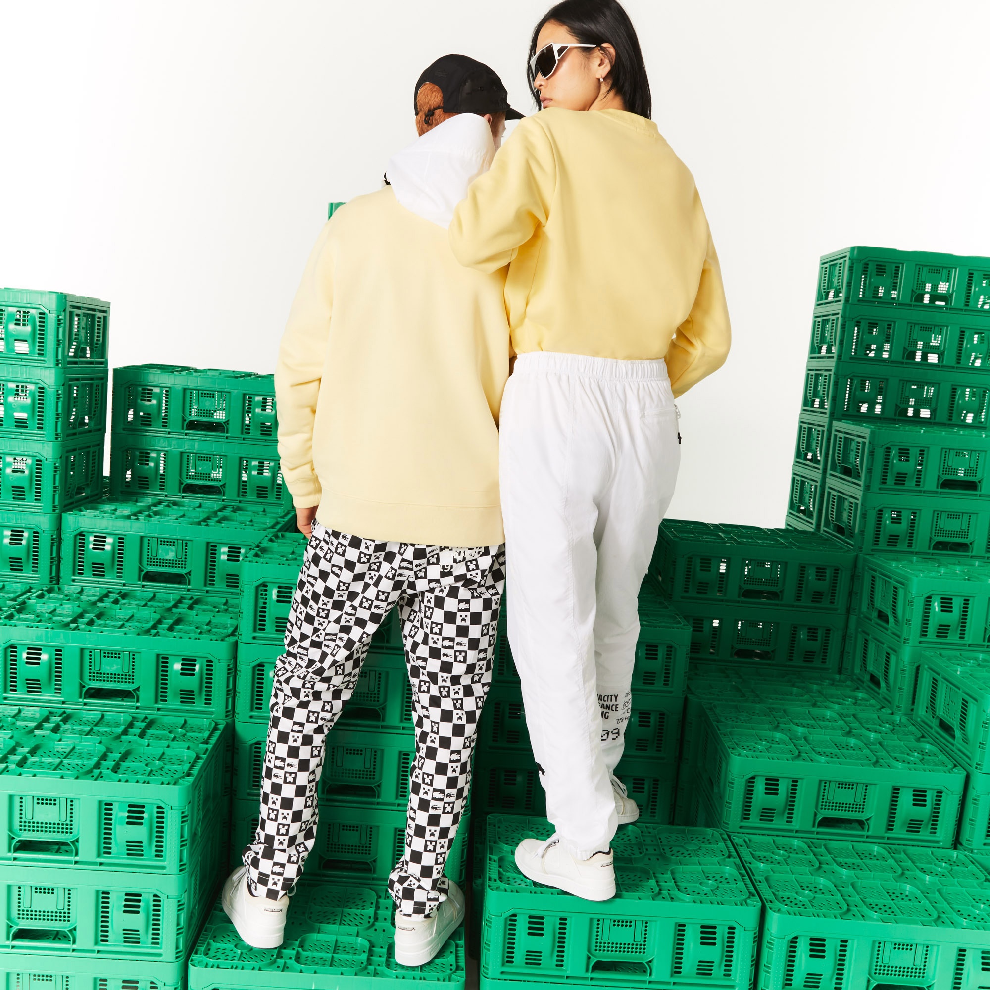 Lacoste X Minecraft Unisex Regular Fit Bisiklet Yaka Baskılı Sarı Sweatshirt