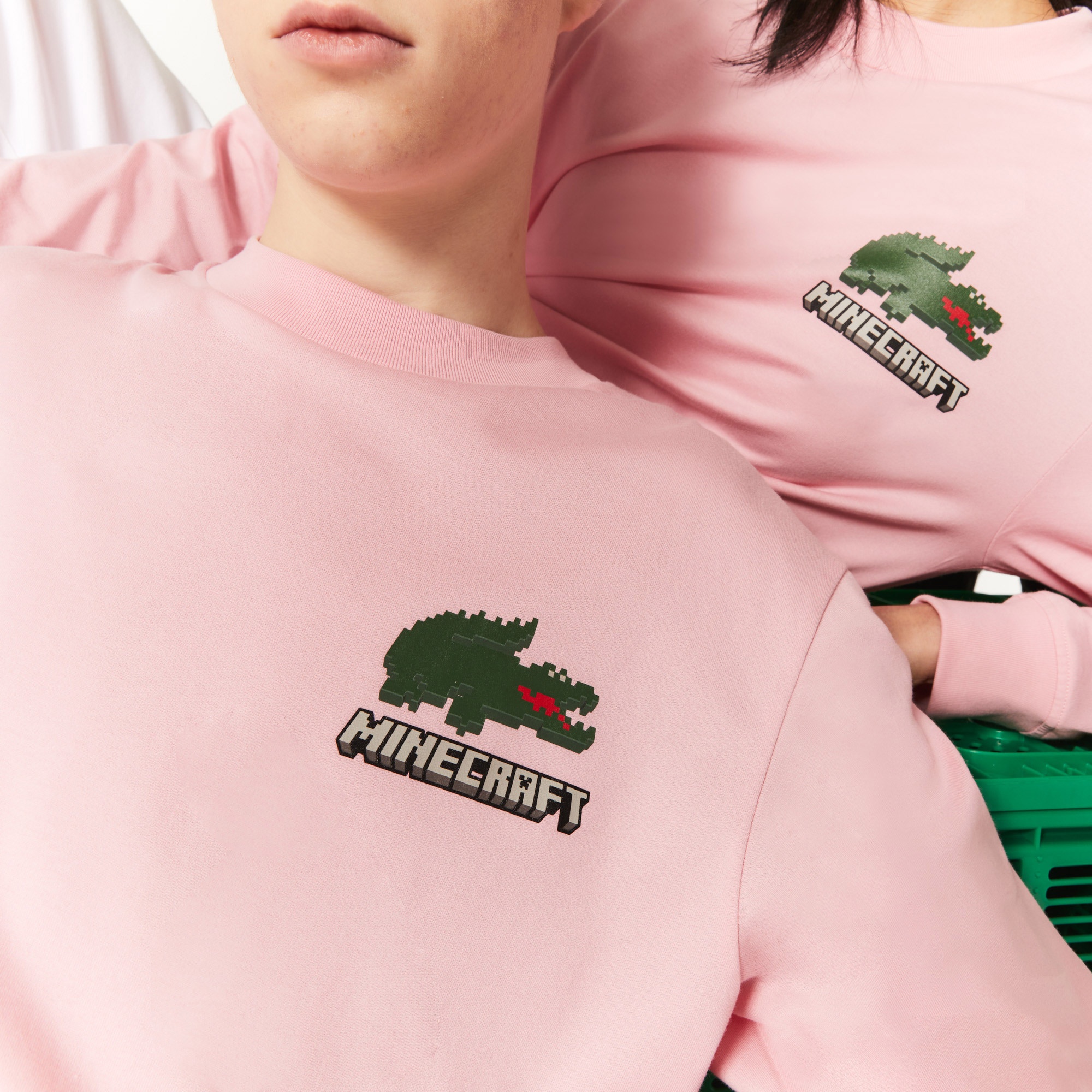 Lacoste X Minecraft Unisex Relaxed Fit Uzun Kollu Bisiklet Yaka Baskılı Pembe T-Shirt