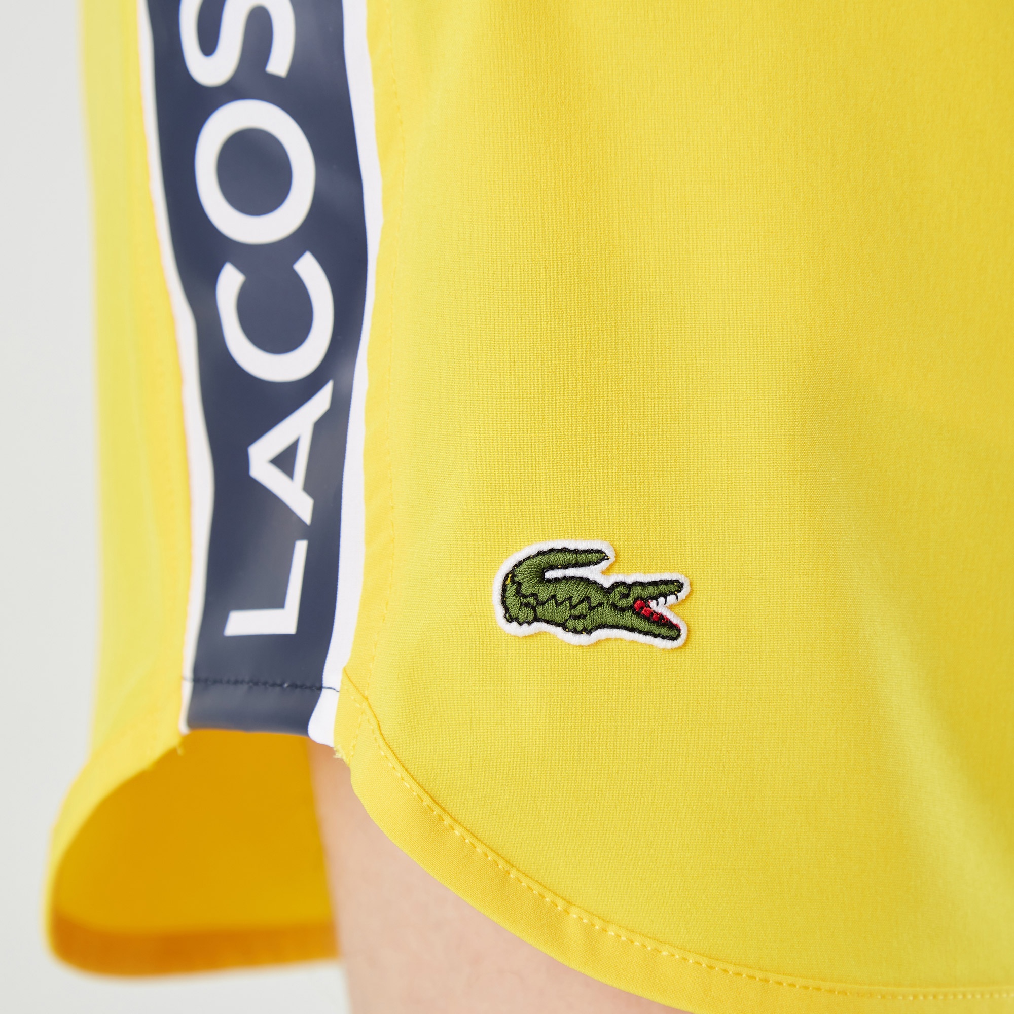 Lacoste Erkek Baskılı Sarı Mayo Şort