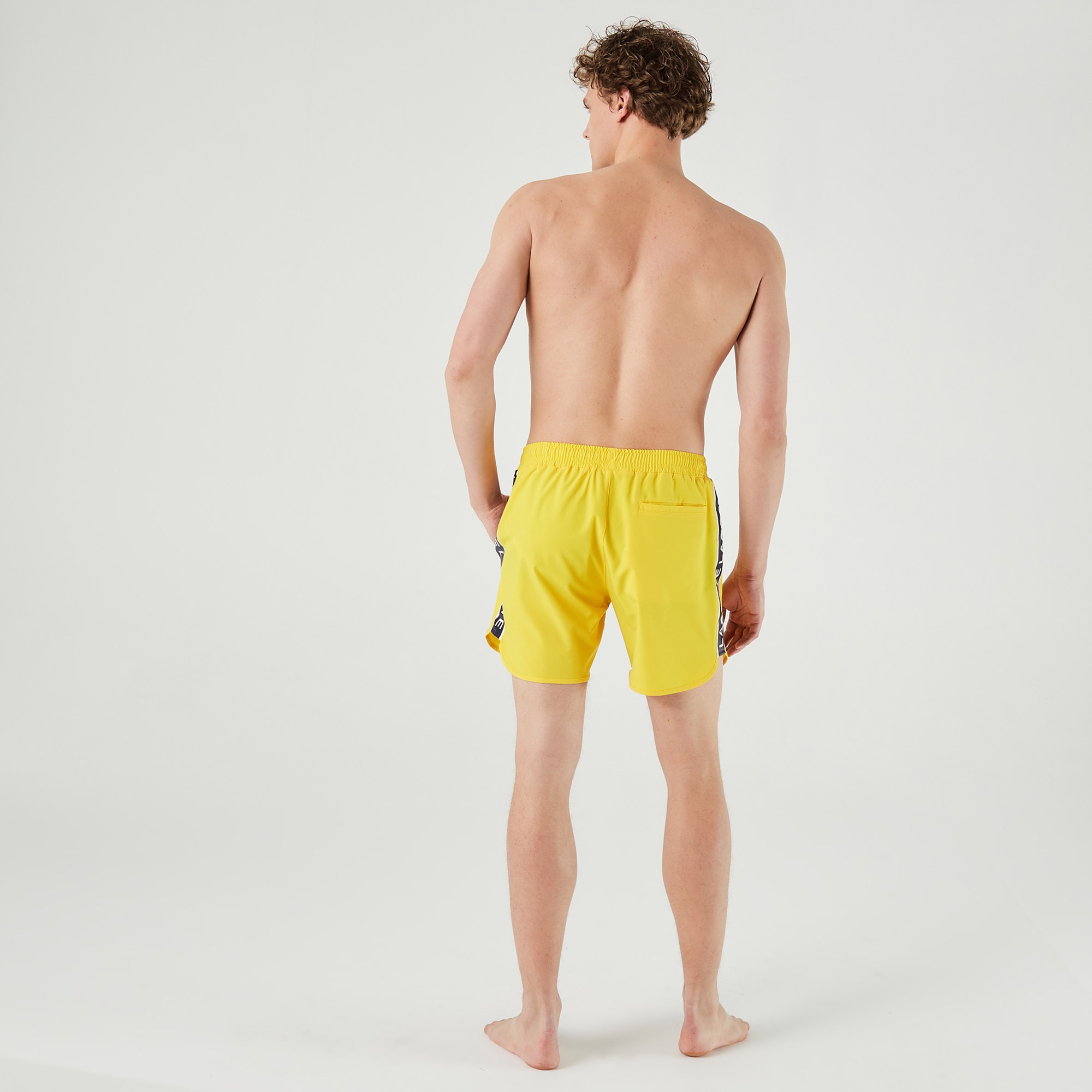 Lacoste Erkek Baskılı Sarı Mayo Şort