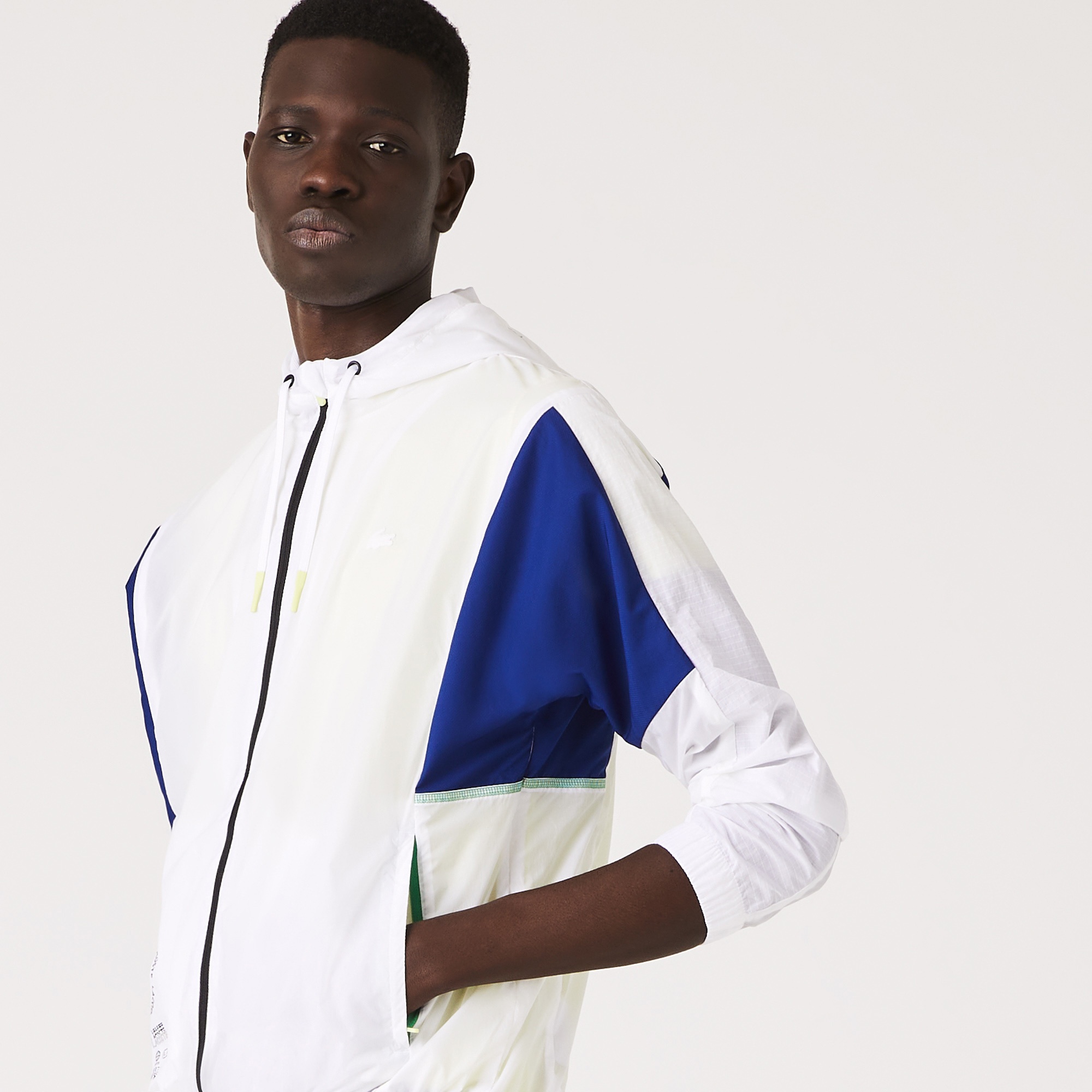 Lacoste SPORT Erkek Kapüşonlu Suya Dayanıklı Renk Bloklu Beyaz Ceket