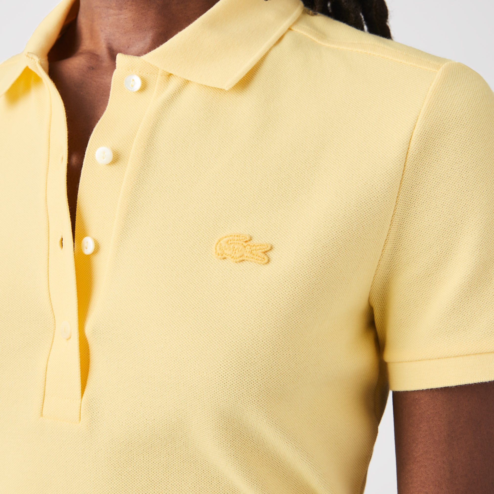 Lacoste Kadın Slim Fit Açık Sarı Polo