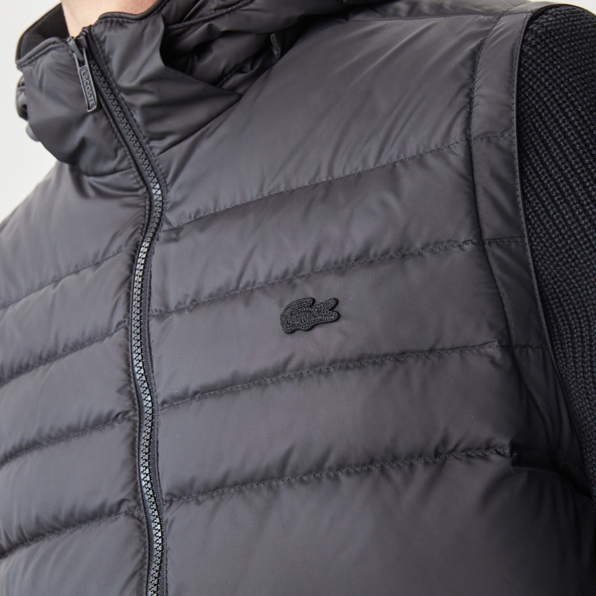 Lacoste Erkek Kapüşonlu Kapitone Siyah Mont