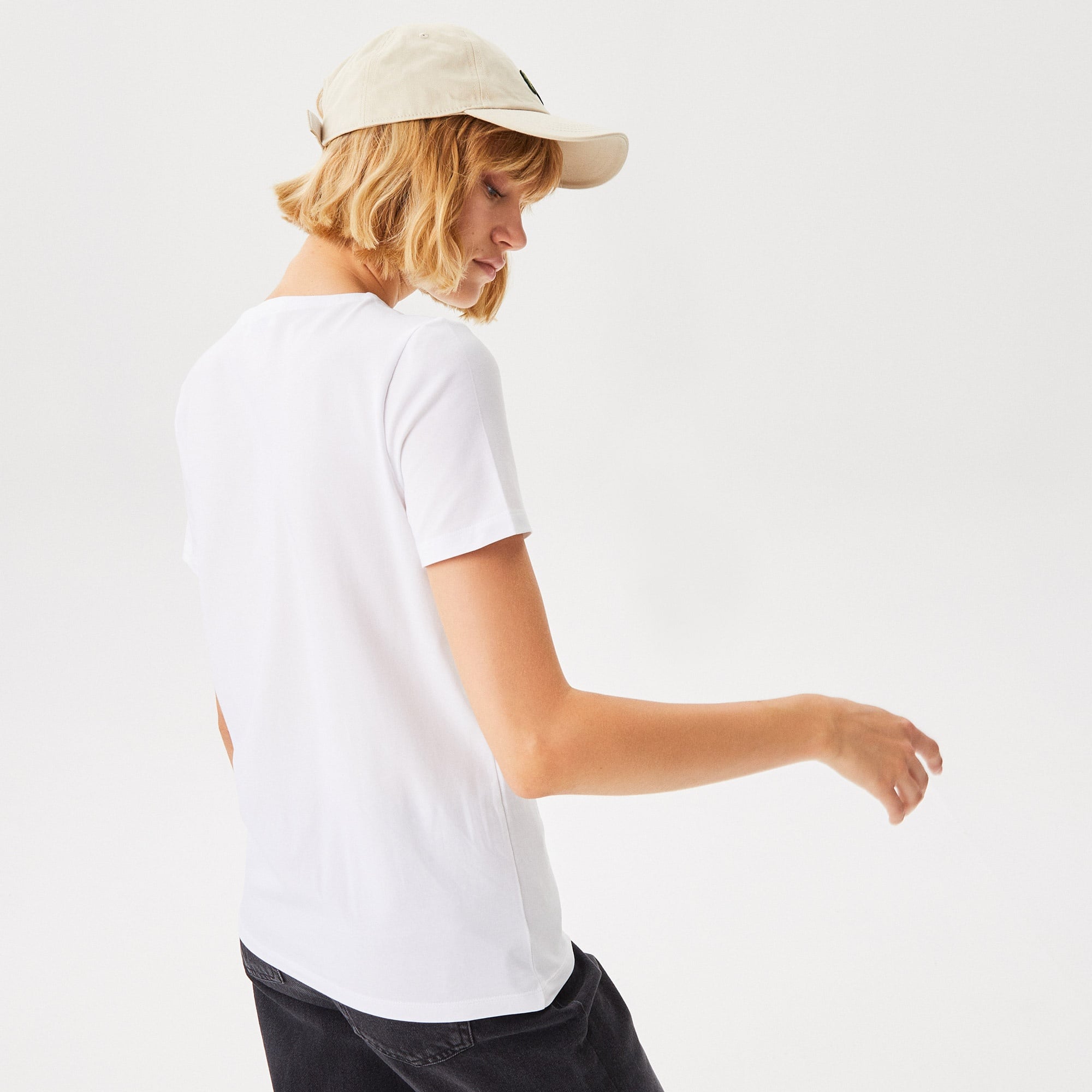 Lacoste Kadın Slim Fit Bisiklet Yaka Beyaz T-Shirt