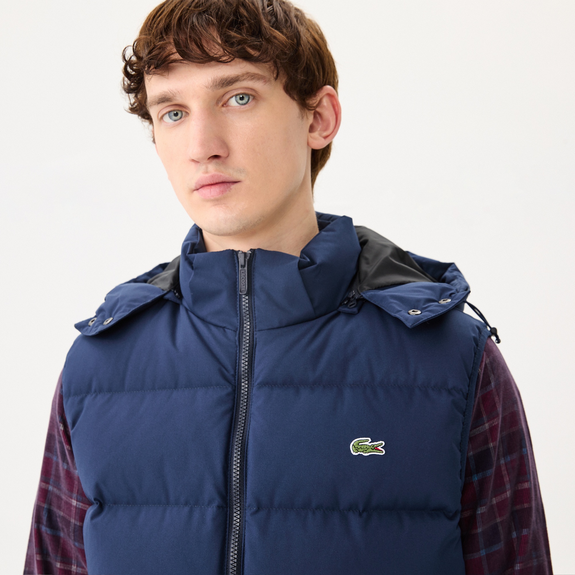 Lacoste Erkek Kapüşonlu Kapitone Lacivert Şişme Yelek