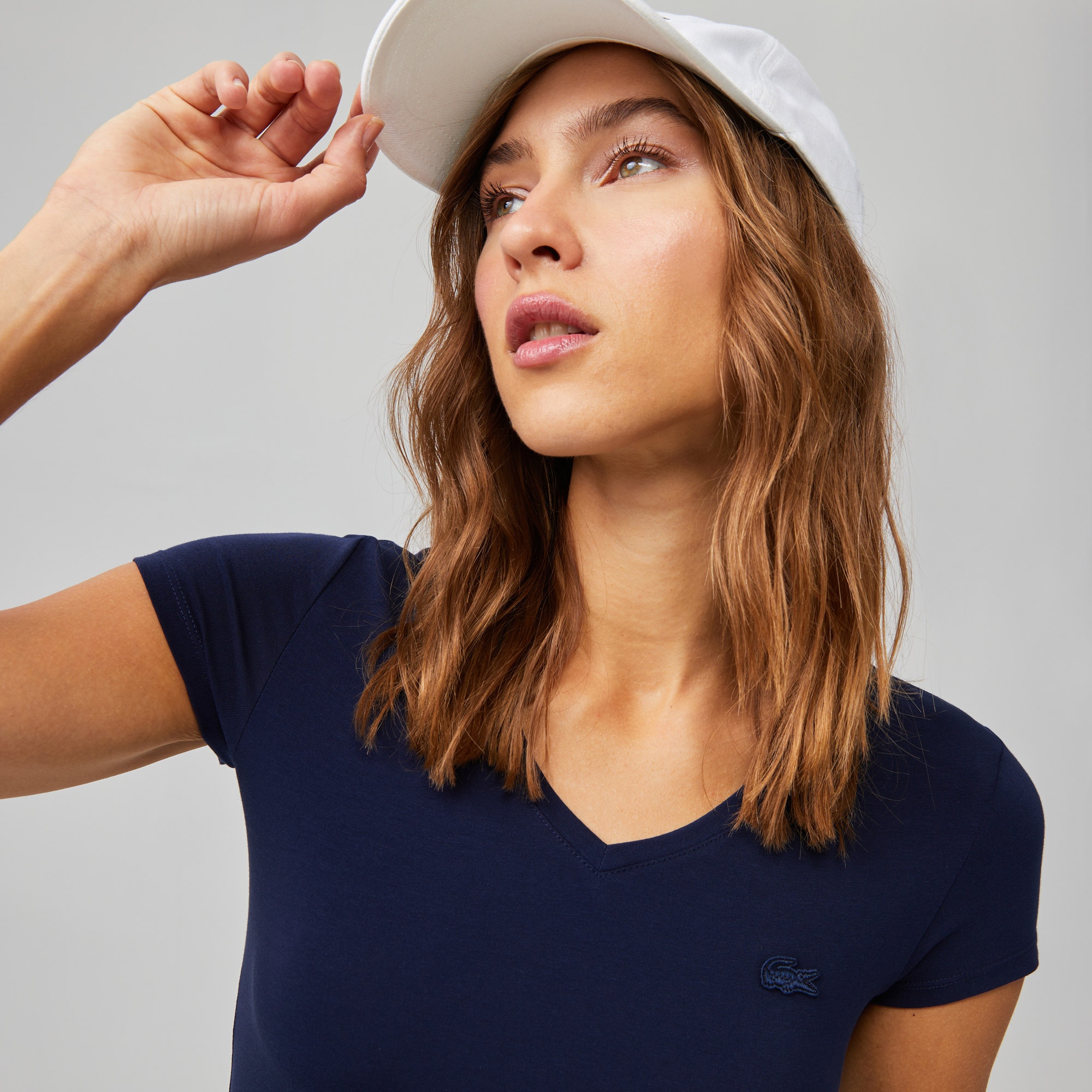 Lacoste Kadın Slim Fit V Yaka Lacivert T-Shirt