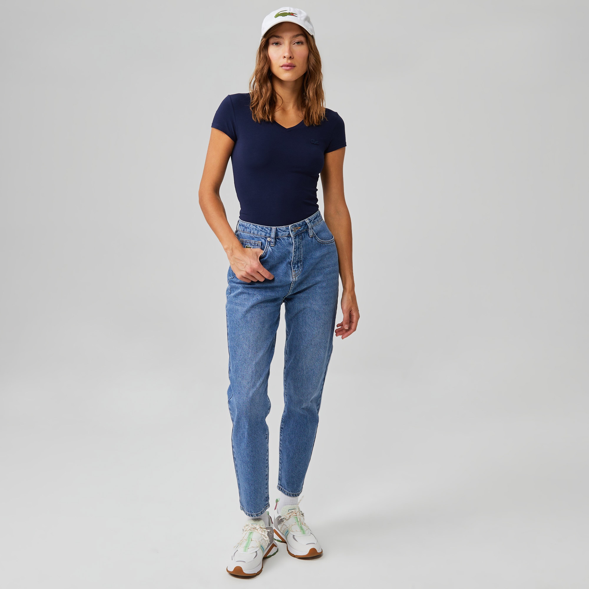 Lacoste Kadın Slim Fit V Yaka Lacivert T-Shirt