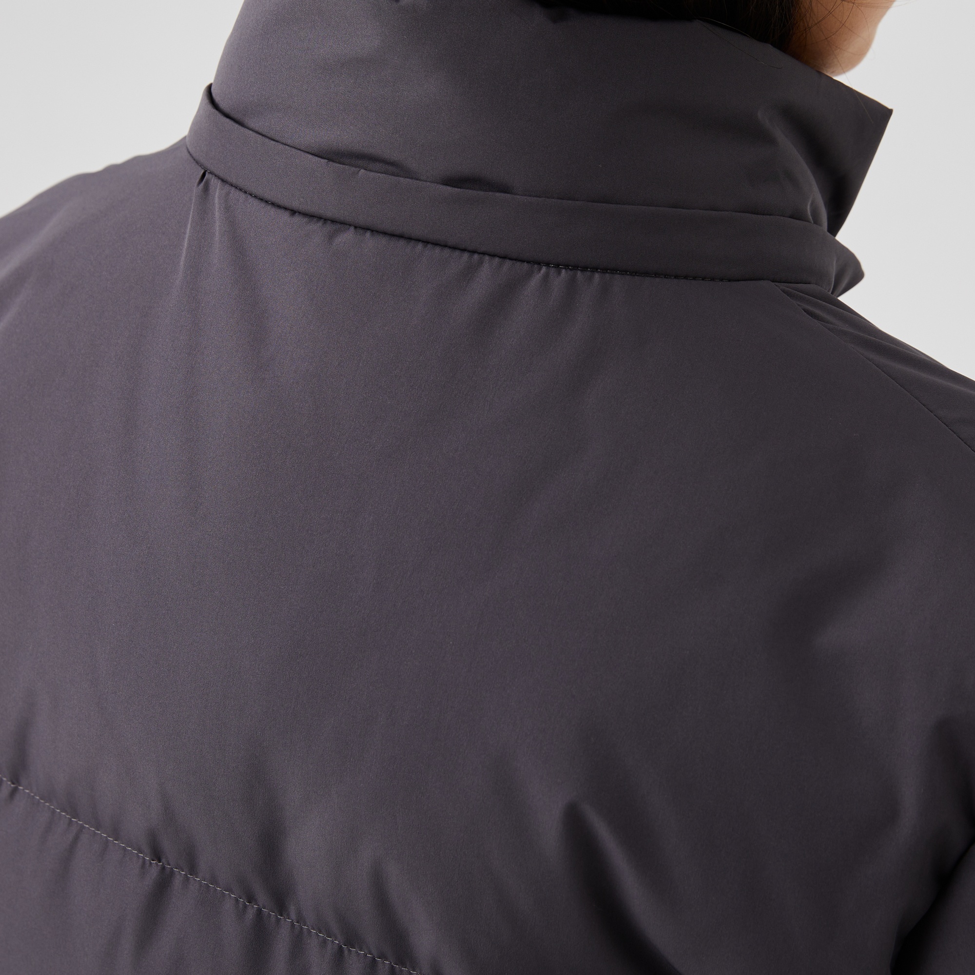 Lacoste Kadın Kapüşonlu Kapitone Koyu Gri Şişme Mont