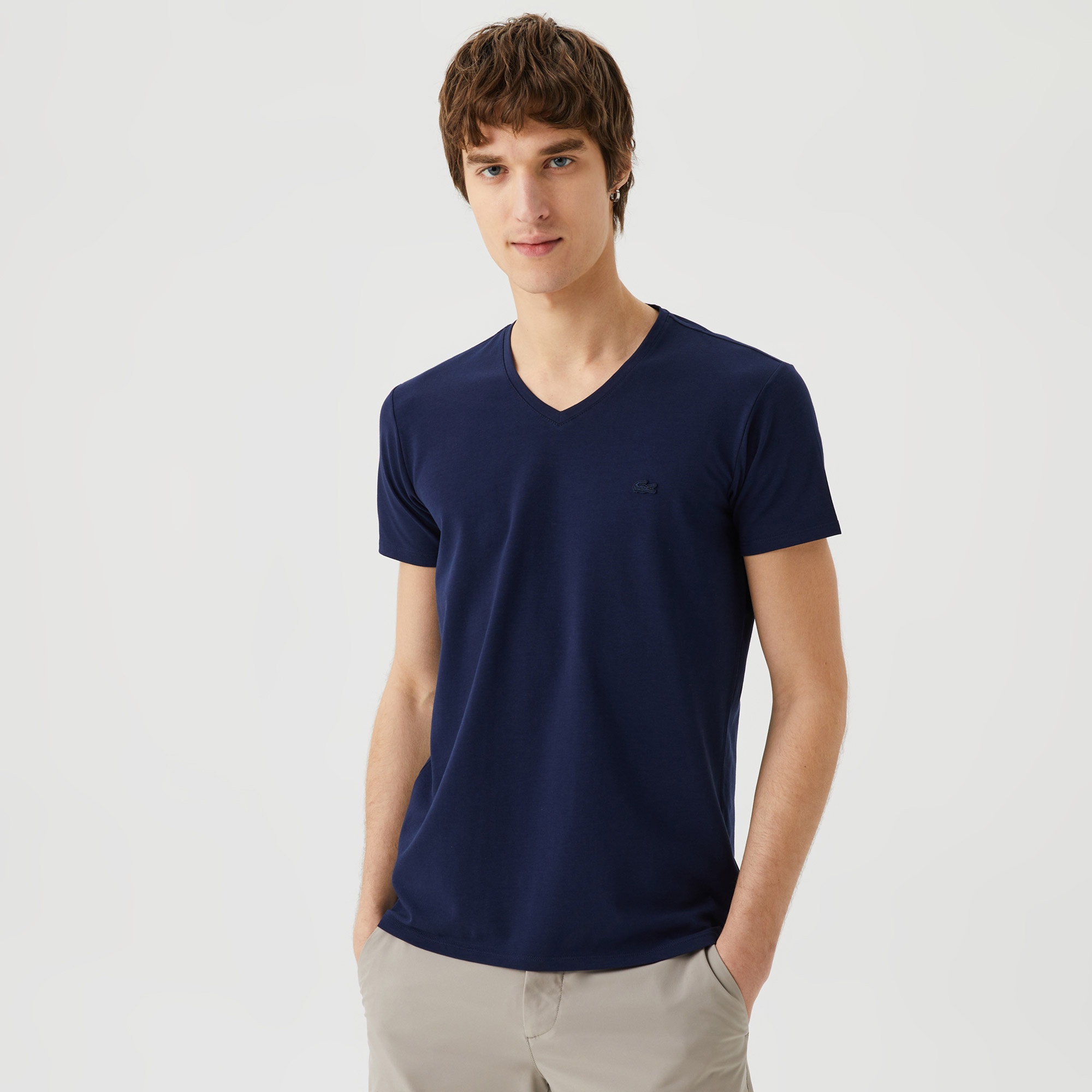 Lacoste Erkek Slim Fit V Yaka Lacivert T-Shirt