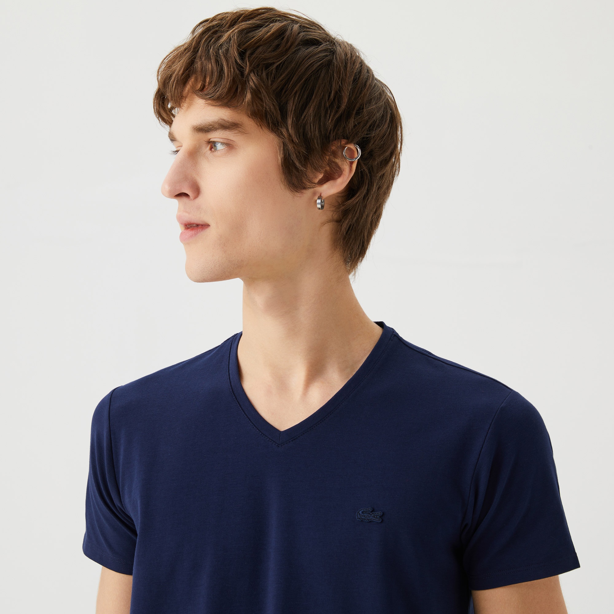 Lacoste Erkek Slim Fit V Yaka Lacivert T-Shirt