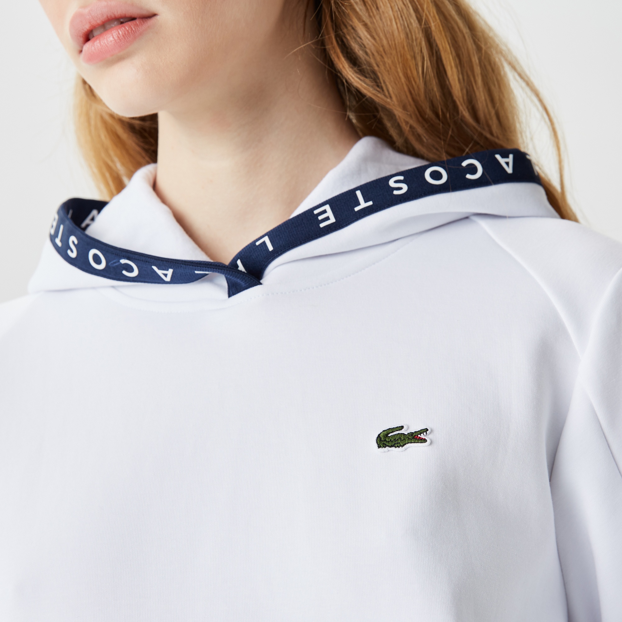 Lacoste Sport Kadın Kapüşonlu Beyaz Sweatshirt
