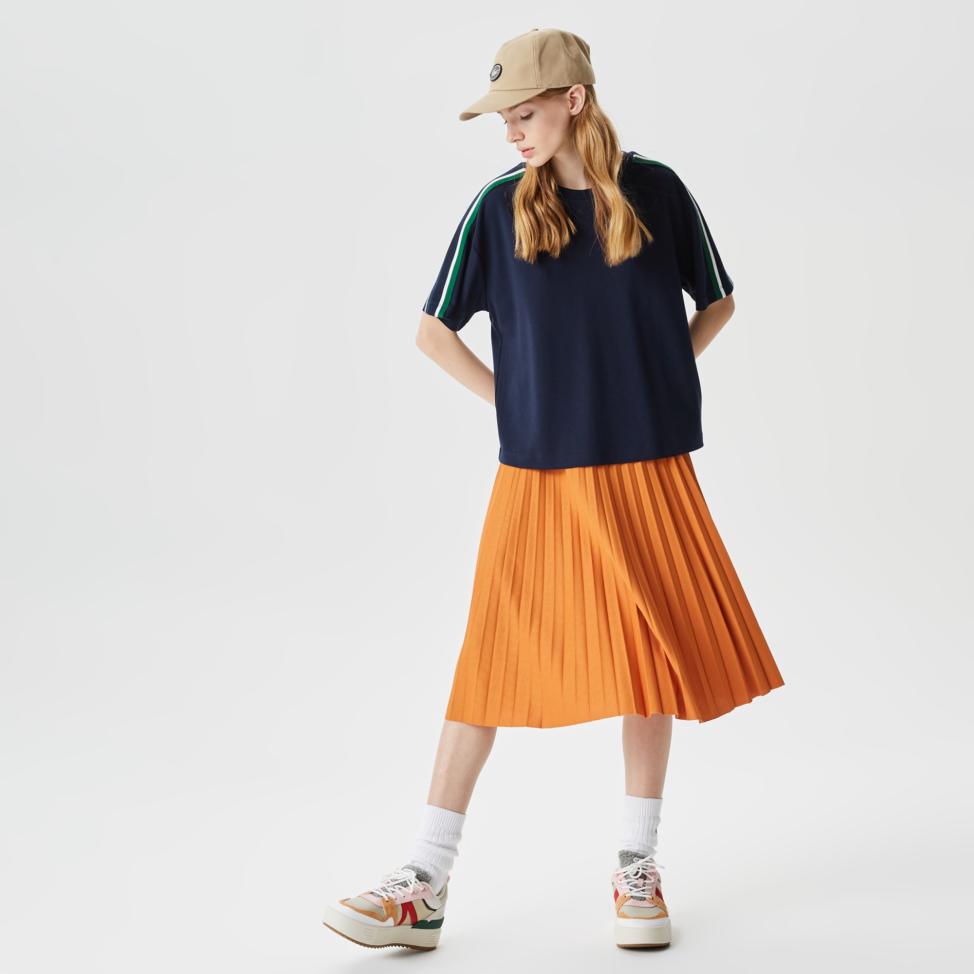 Lacoste Kadın Relaxed Fit Bisiklet Yaka Baskılı Lacivert T-Shirt