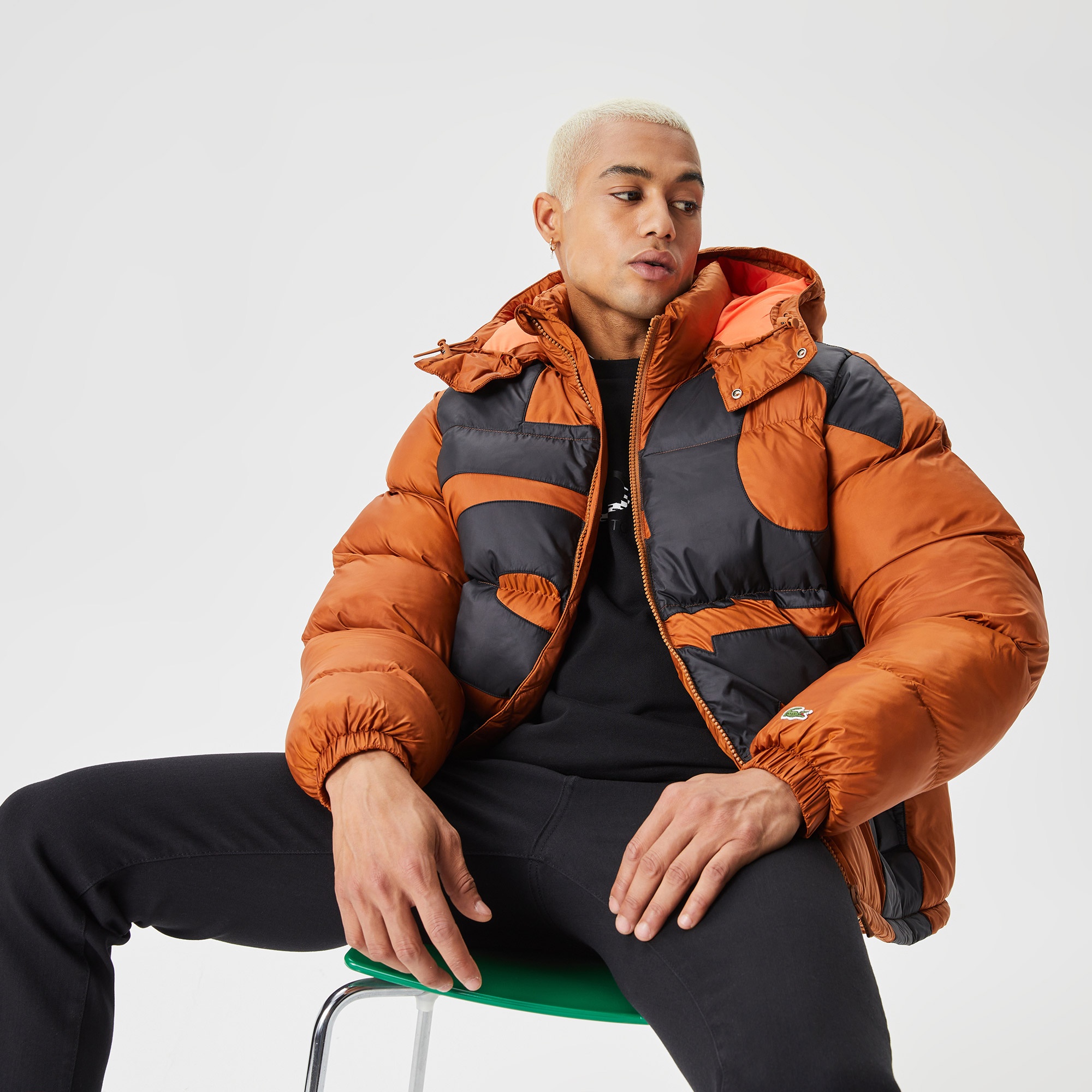 Lacoste Erkek Oversize Kapüşonlu Baskılı Suya Dayanıklı Kahverengi Şişme Mont