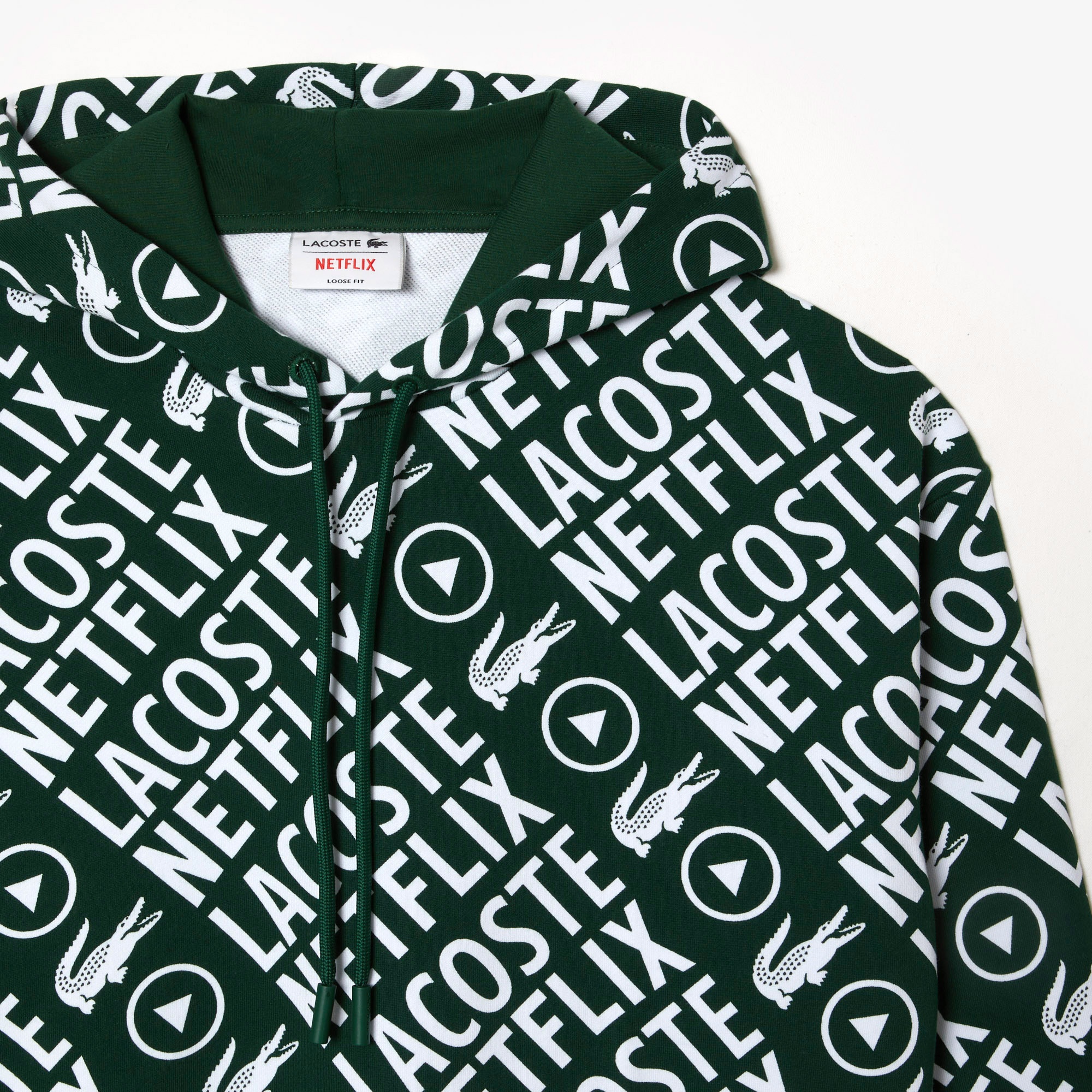 Lacoste x Netflix Erkek Loose Fit Kapüşonlu Baskılı Yeşil Sweatshirt