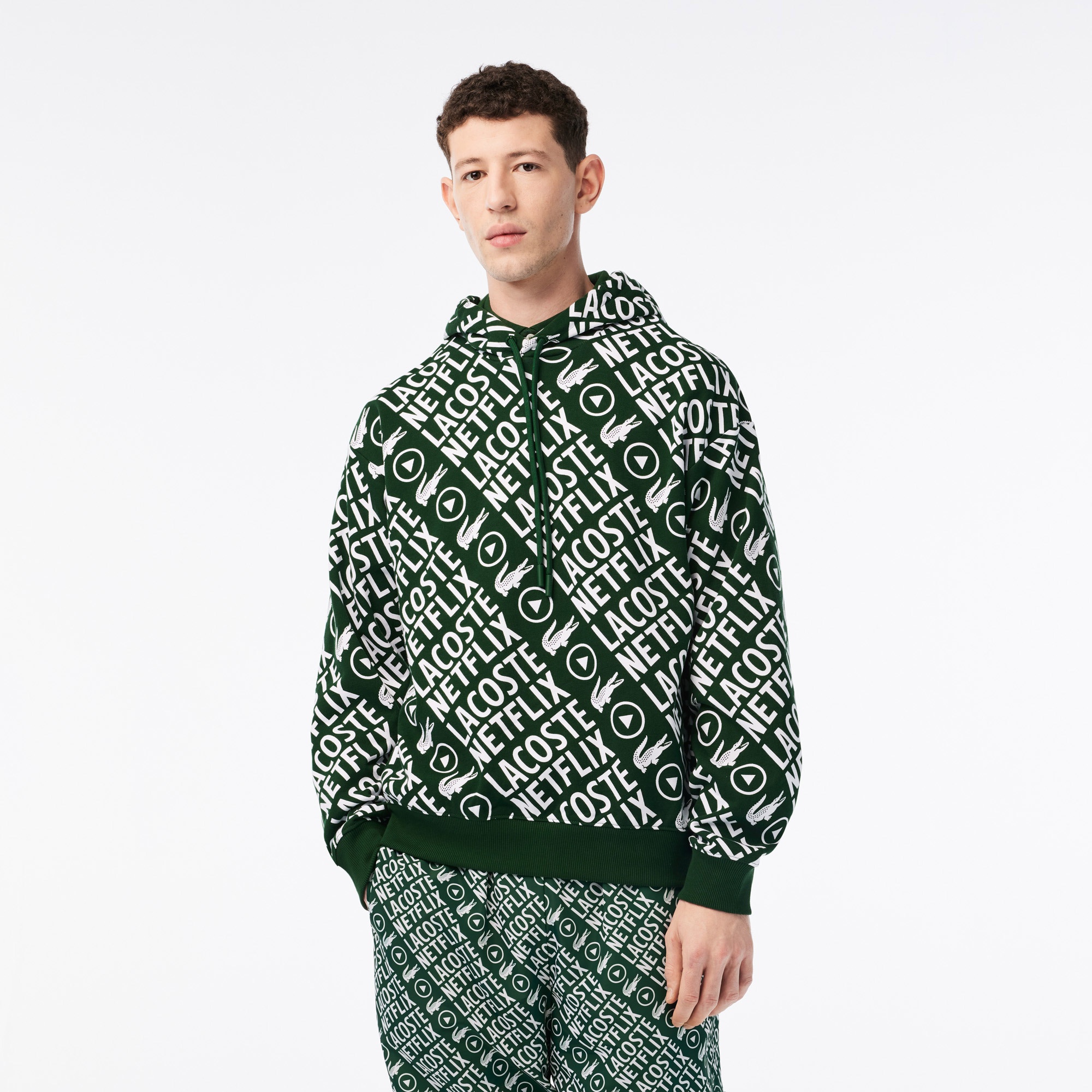 Lacoste x Netflix Erkek Loose Fit Kapüşonlu Baskılı Yeşil Sweatshirt