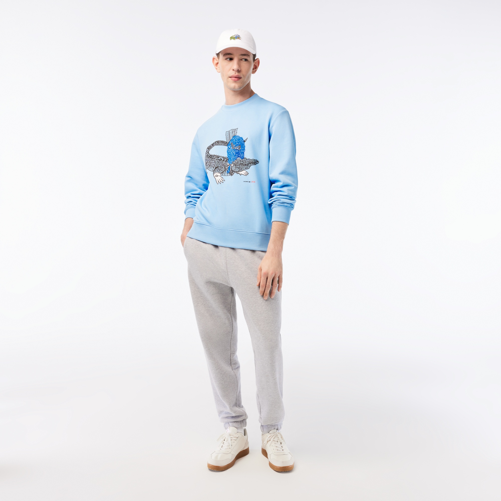 Lacoste x Netflix Erkek Regular Fit Bisiklet Yaka Baskılı Açık Mavi Sweatshirt