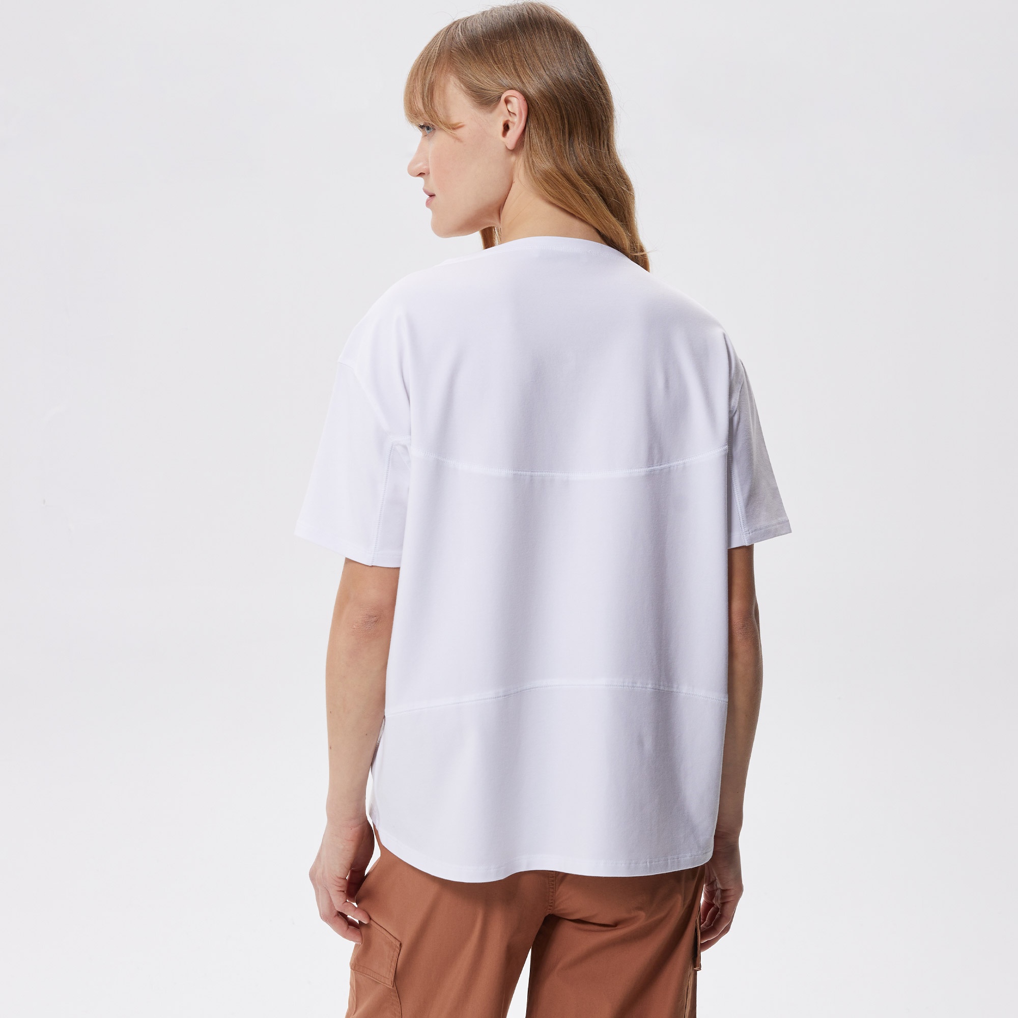 Lacoste Kadın Regular Fit Bisiklet Yaka Beyaz T-Shirt