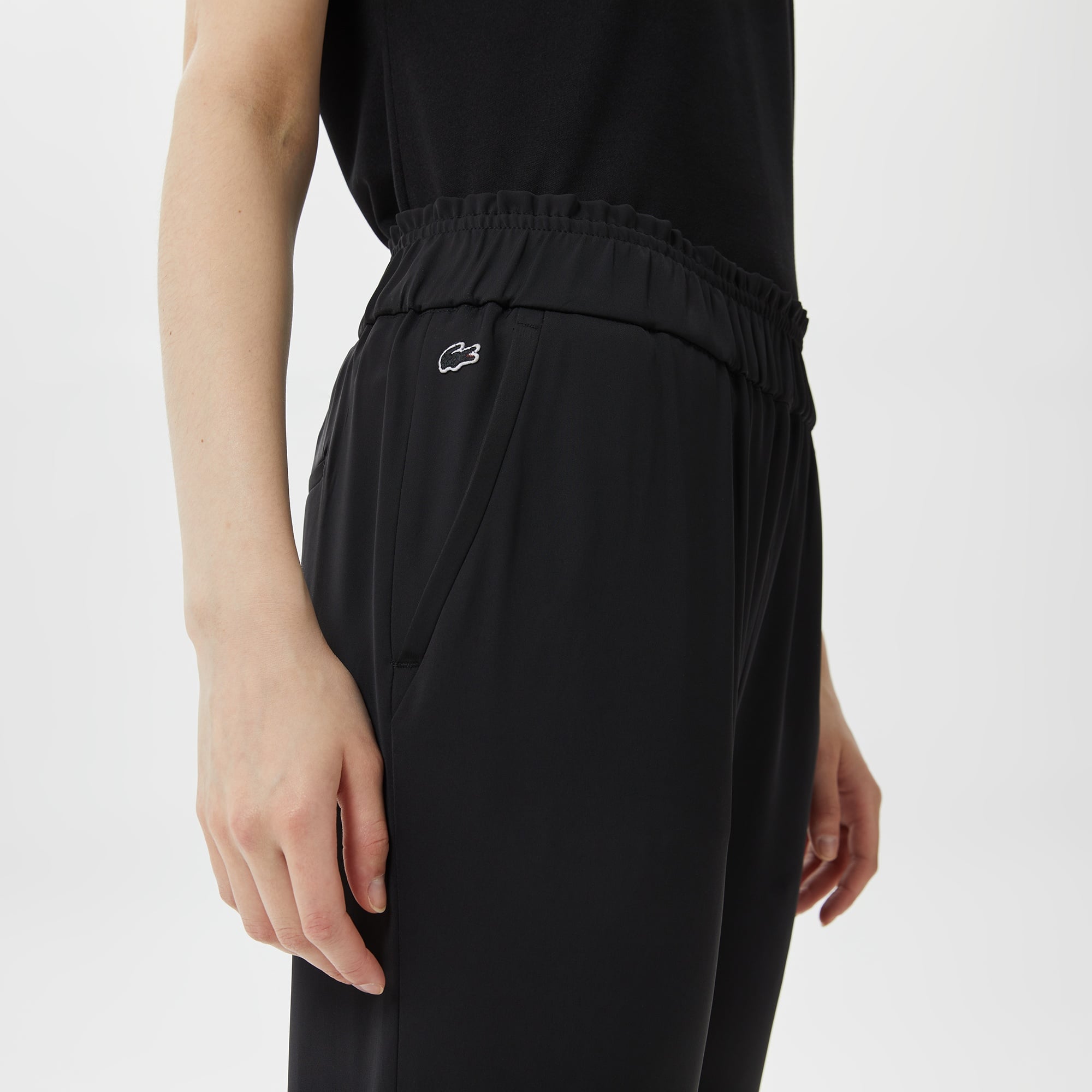 Lacoste Kadın Tapered Fit Siyah Pantolon