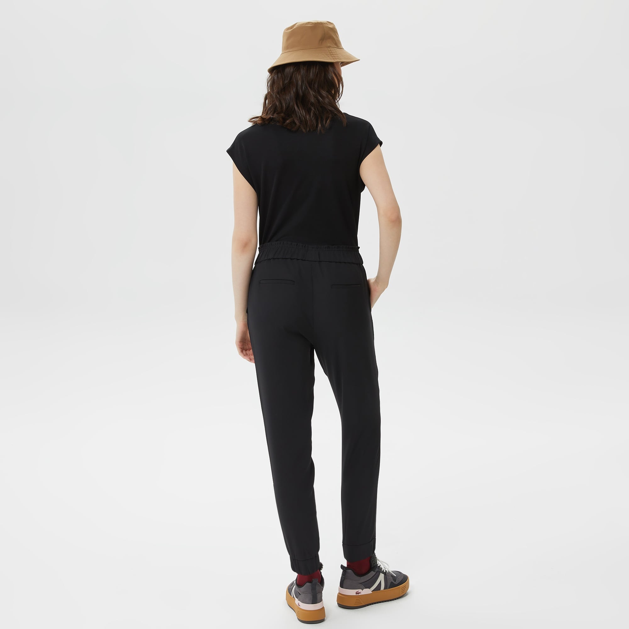 Lacoste Kadın Tapered Fit Siyah Pantolon