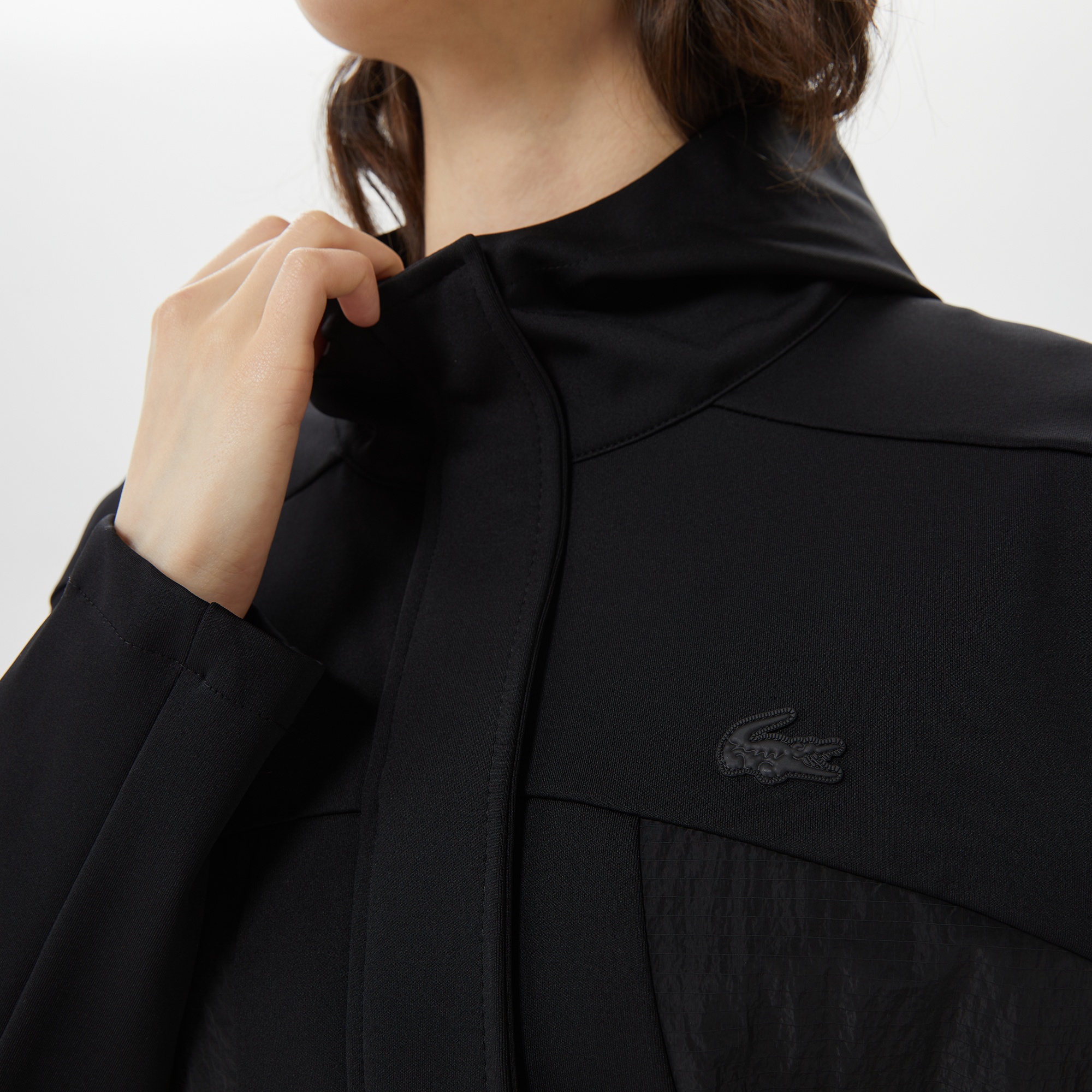 Lacoste Kadın Kapüşonlu Siyah Mont