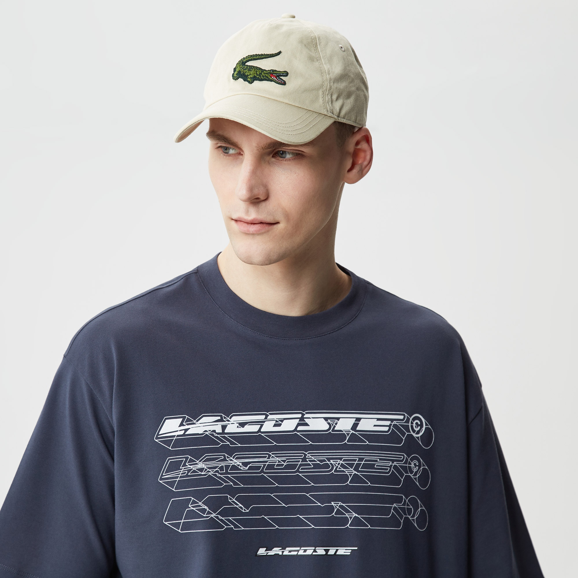 Lacoste Erkek Loose Fit Bisiklet Yaka Organik Pamuk Baskılı Lacivert T-Shirt