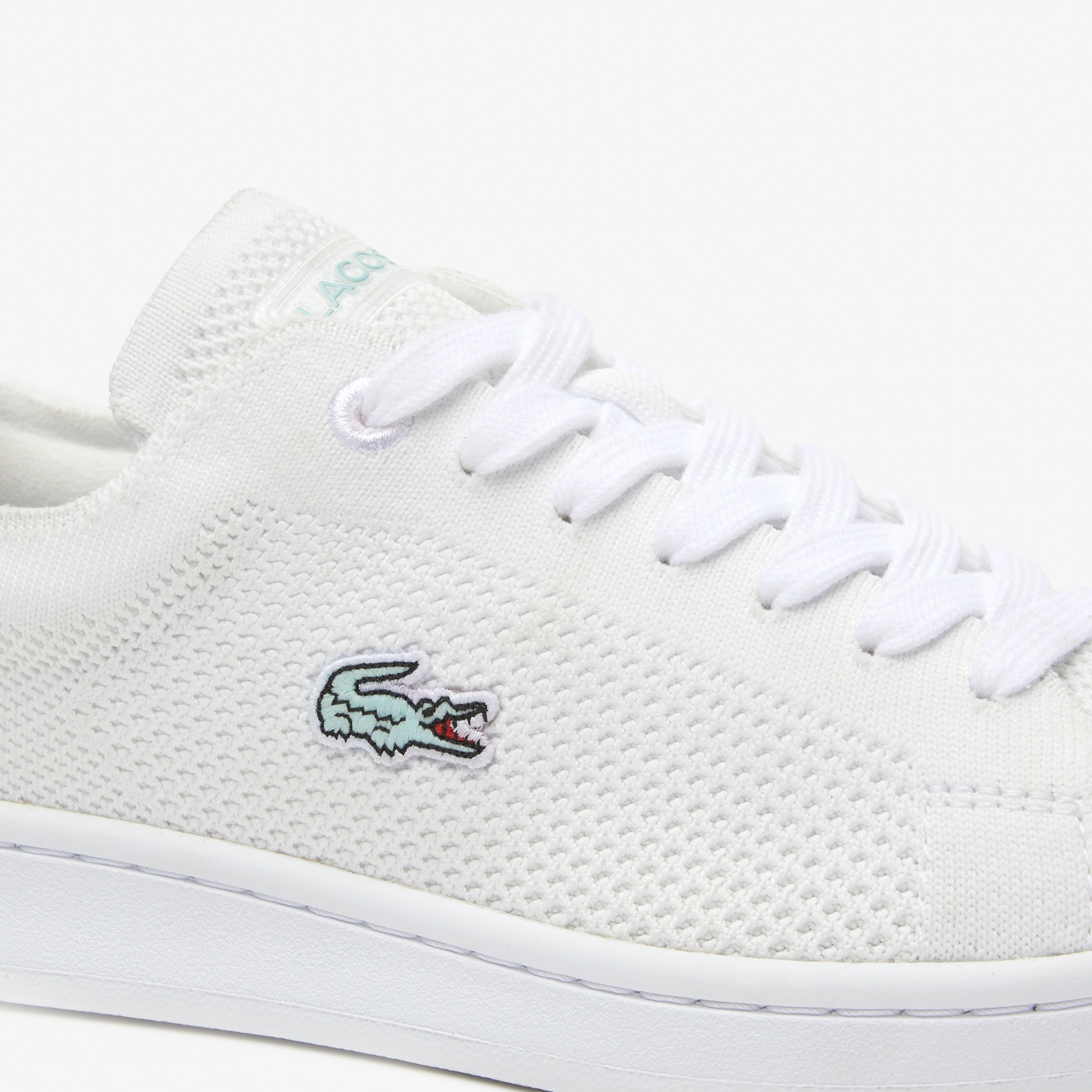 Lacoste Carnaby Piqué Kadın Beyaz Sneaker